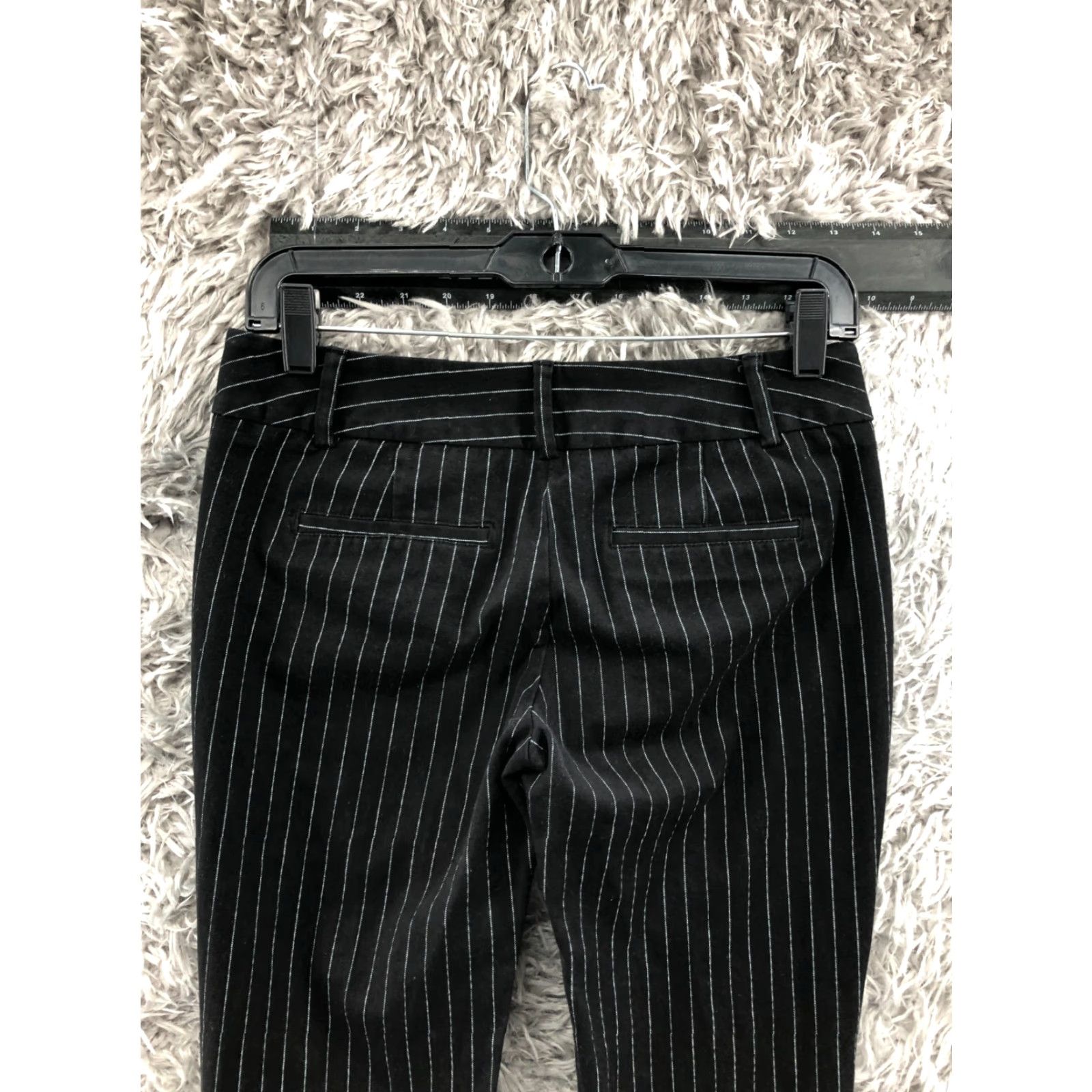 Apt. 9 Apt. 9 Torie Dress Pants Size 4 Womens Black Stripe Knit Flat Front Pockets Mid Rise Stretch Size 27" / US 4 / IT 40 - 7 Thumbnail