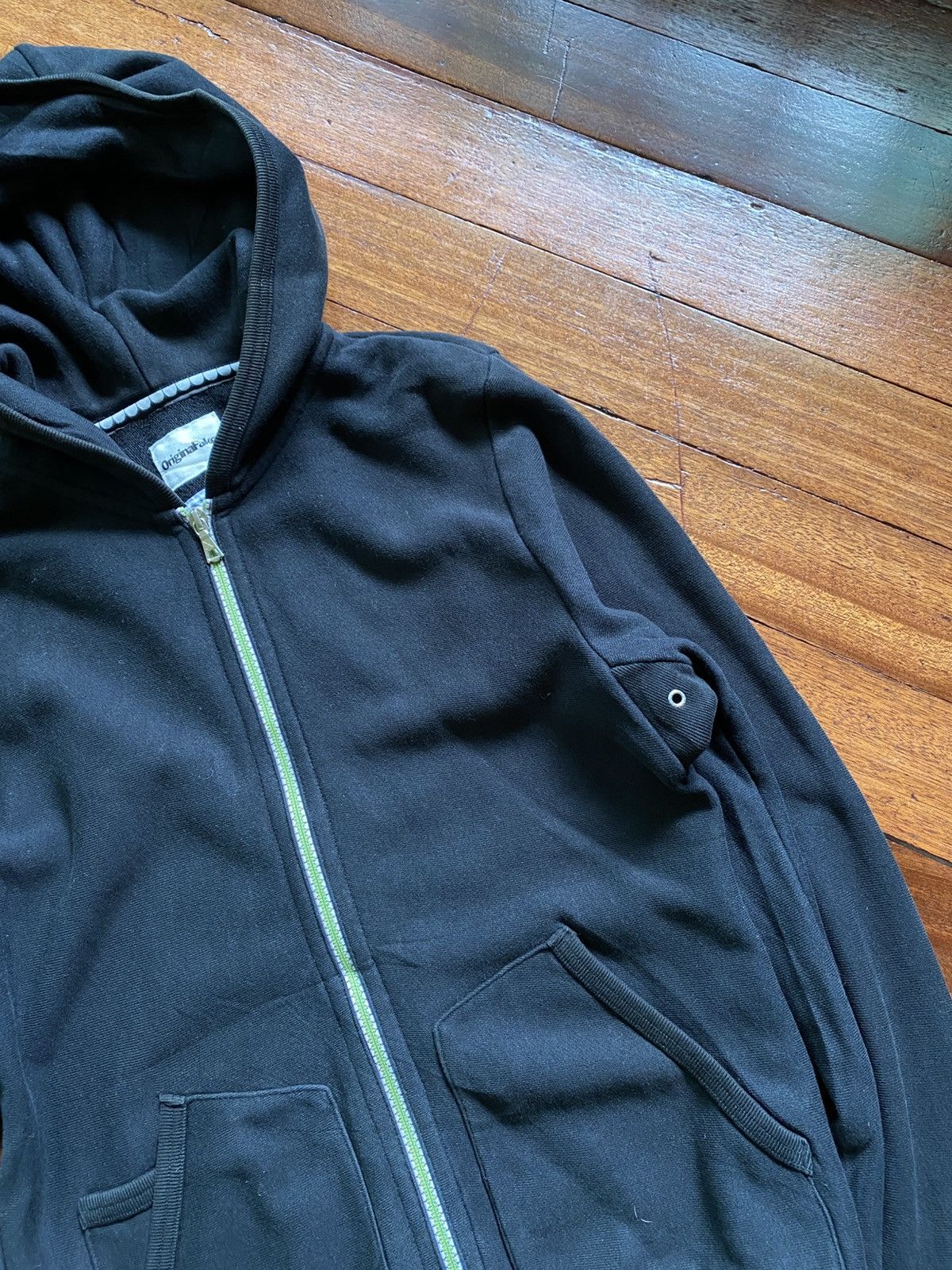 Kaws × Medicom Toy × Original Fake S/S 2013 - Kaws X Medicom - OriginaFake Kaws Print Hoodie Size US S / EU 44-46 / 1 - 9 Thumbnail