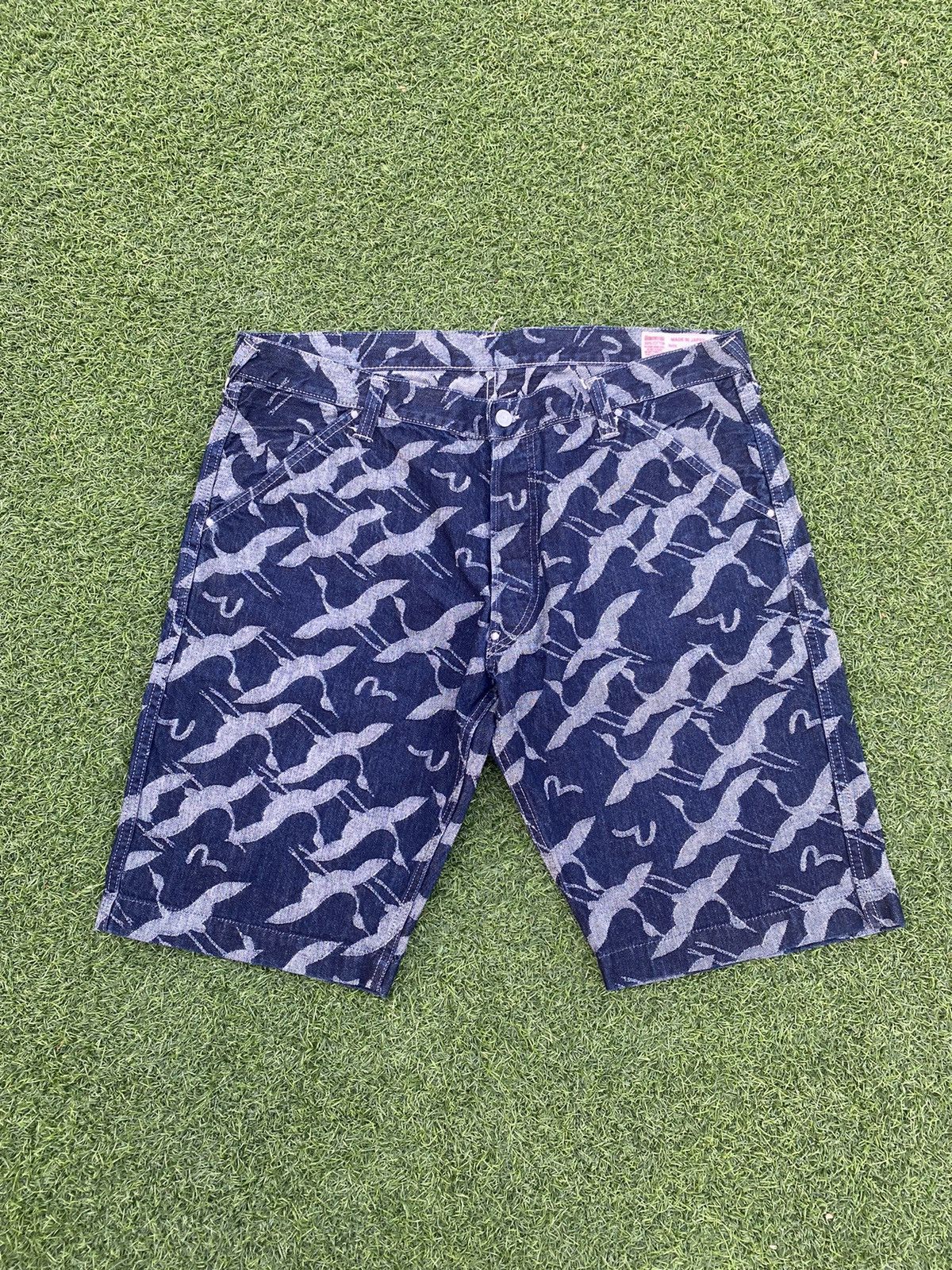 Evisu EVISU ALL OVER PRINT LOGO WITH WHITE SEAGULL SHORT PANTS Size US 38 / EU 54 - 5 Thumbnail