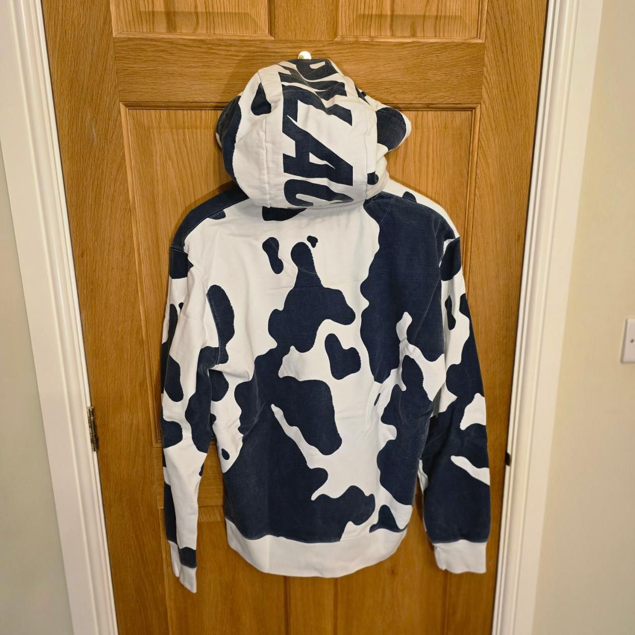 Palace Palace Men's White and Navy Hoodie Size US M / EU 48-50 / 2 - 2 Thumbnail