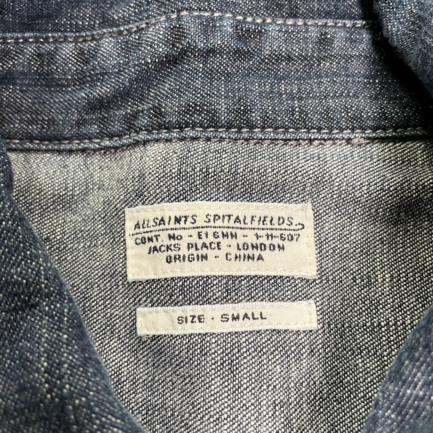 Allsaints VINTAGE none? (No) AllSaints Shirt Mens S Blue Long Sleeve Chambray Button-Up Shirt Size US S / EU 44-46 / 1 - 4 Thumbnail