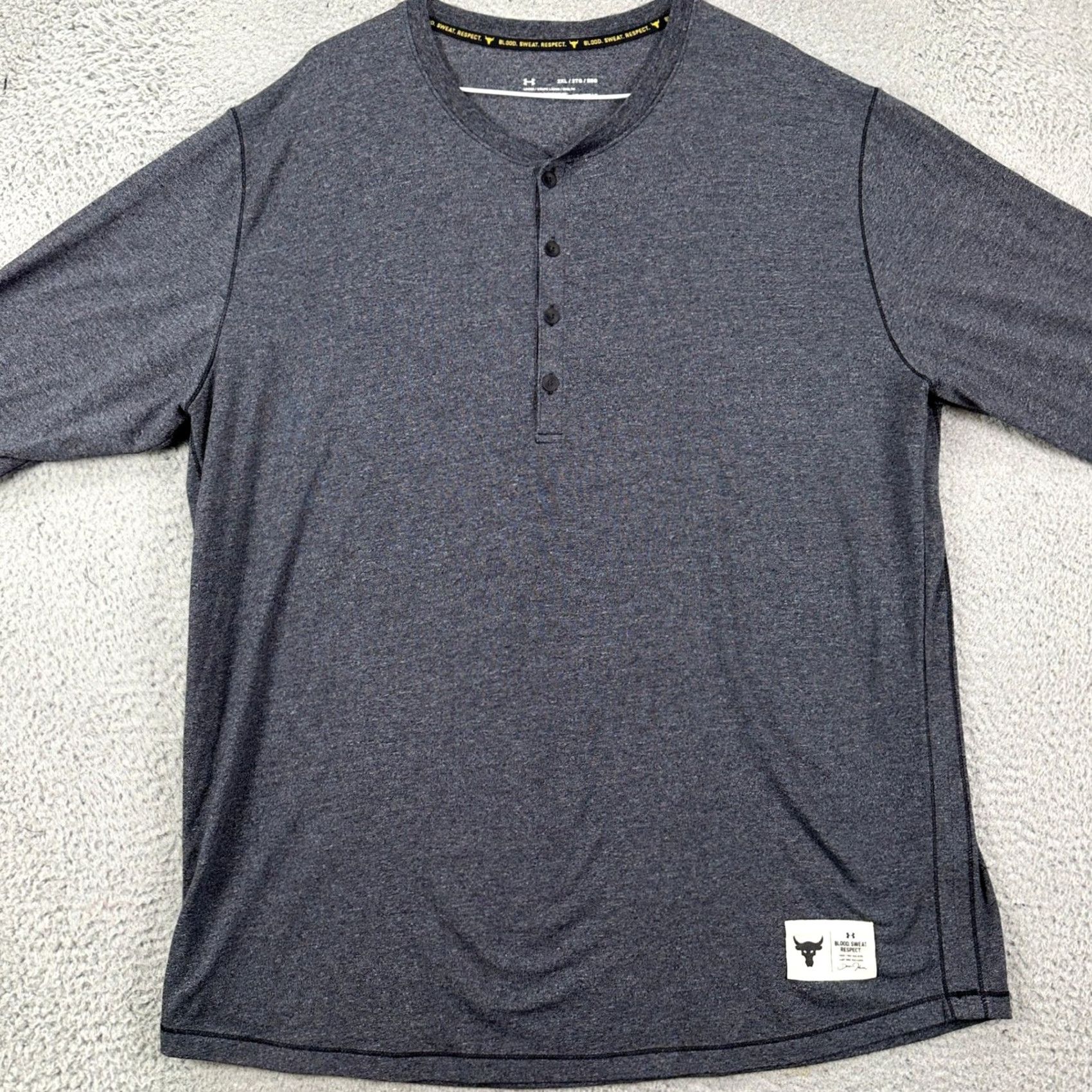 Under Armour Under Armour Project Rock Henley Long Sleeve T-Shirt 2XL Mens Gray HeatGear Moisture Wicking Athletic Performance Shirt Size US XXL / EU 58 / 5 - 3 Thumbnail