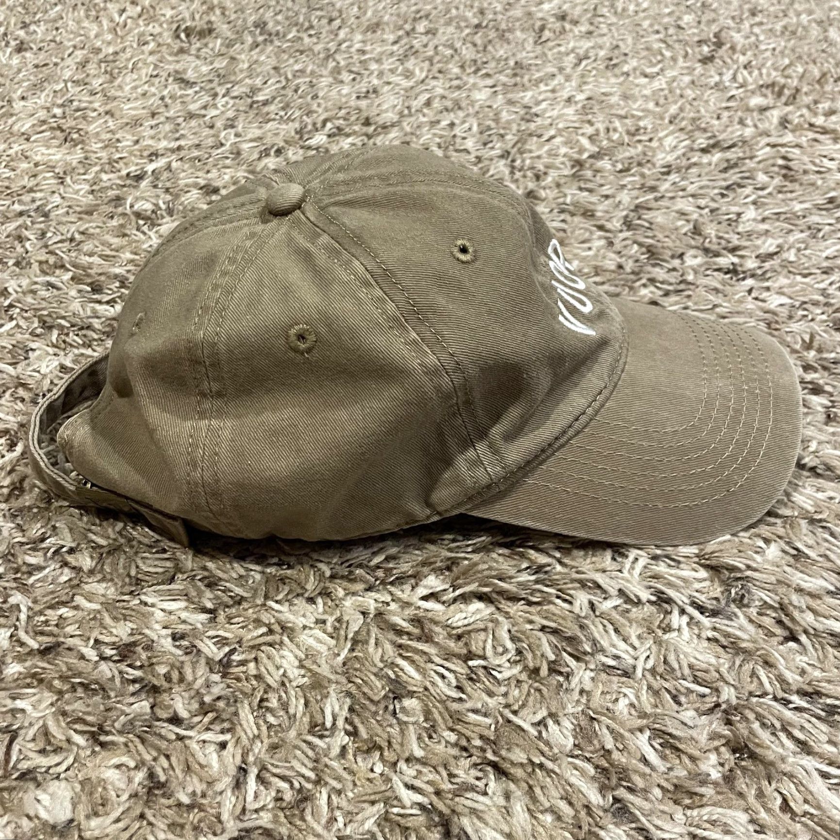 Vuori Vuori Baseball Cap One Size Tan Twill Logo Embroidered Casual Mens Hat Strap Back Adjustable Vintage No Size ONE SIZE - 5 Thumbnail