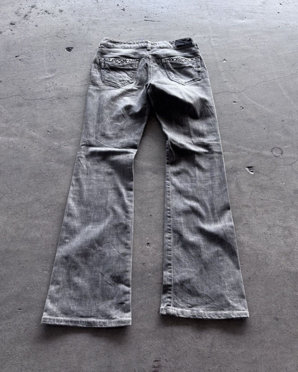 14th Addiction × Japanese Brand × KMRii 2000s Paskal Studed Mud Washed Grey Flared Denim Pants Size US 29 - 5 Thumbnail