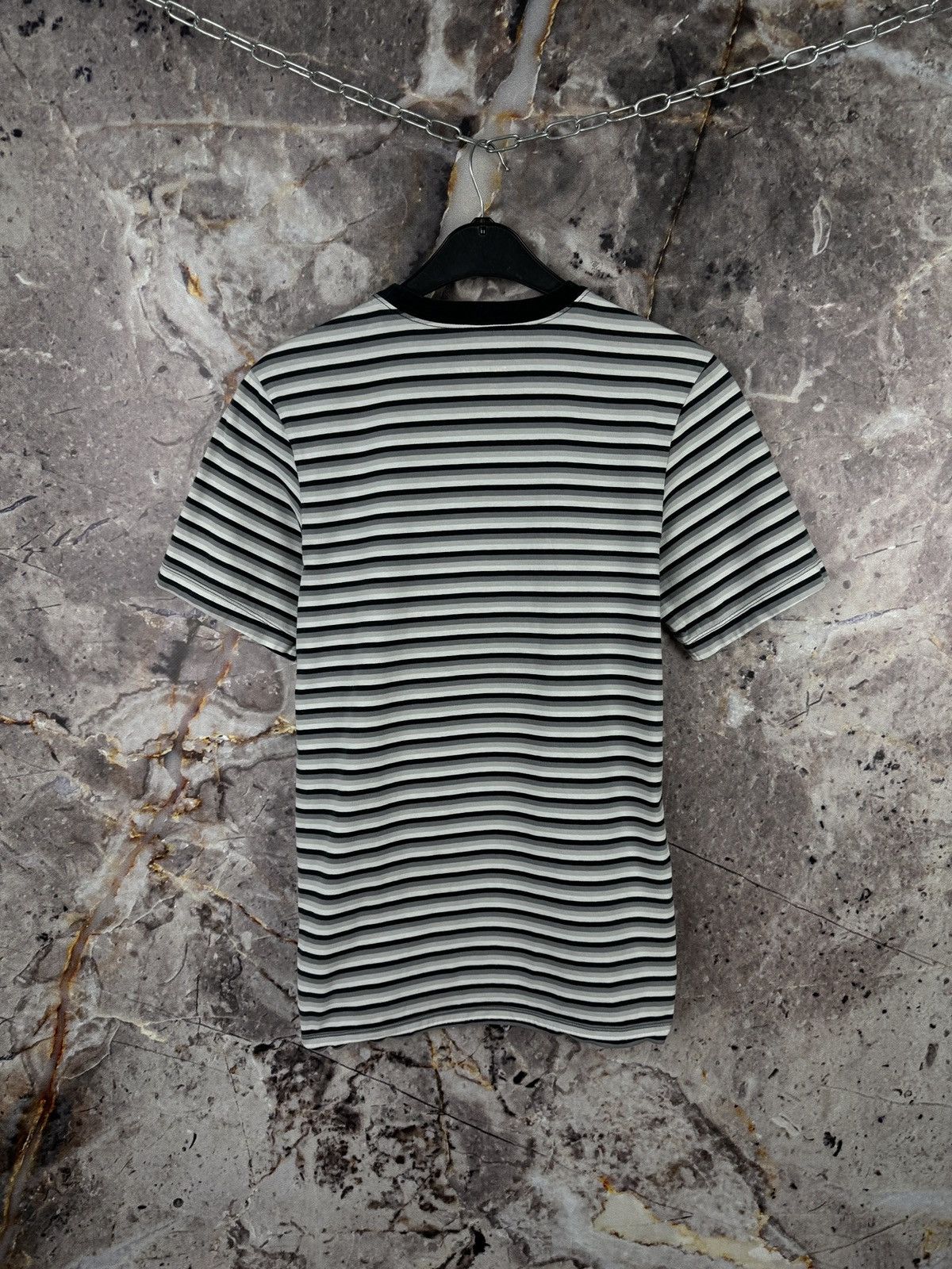 Nike Men’s Nike T-Shirt Striped Streetwear Size Small Size US S / EU 44-46 / 1 - 10 Thumbnail