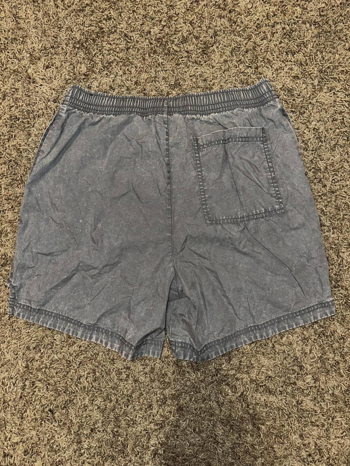 Nike Nike Men’s Sportswear Heritage Essentials Shorts Size US 32 / EU 48 - 5 Thumbnail