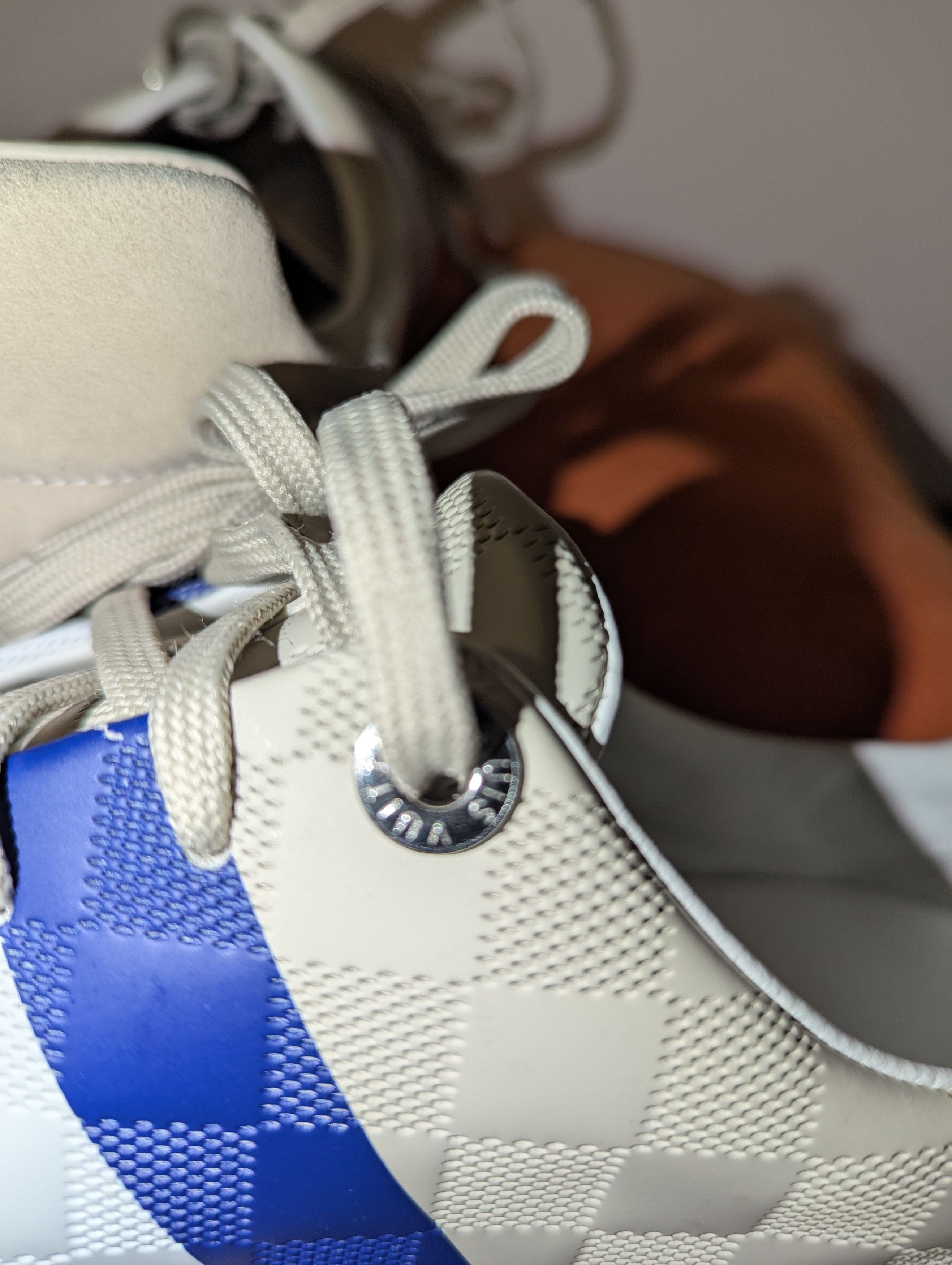 Louis Vuitton LOUIS VUITTON DAMIER INFINI FRONTROW CREAM CHECKERED Size US 7.5 / EU 40-41 - 8 Thumbnail
