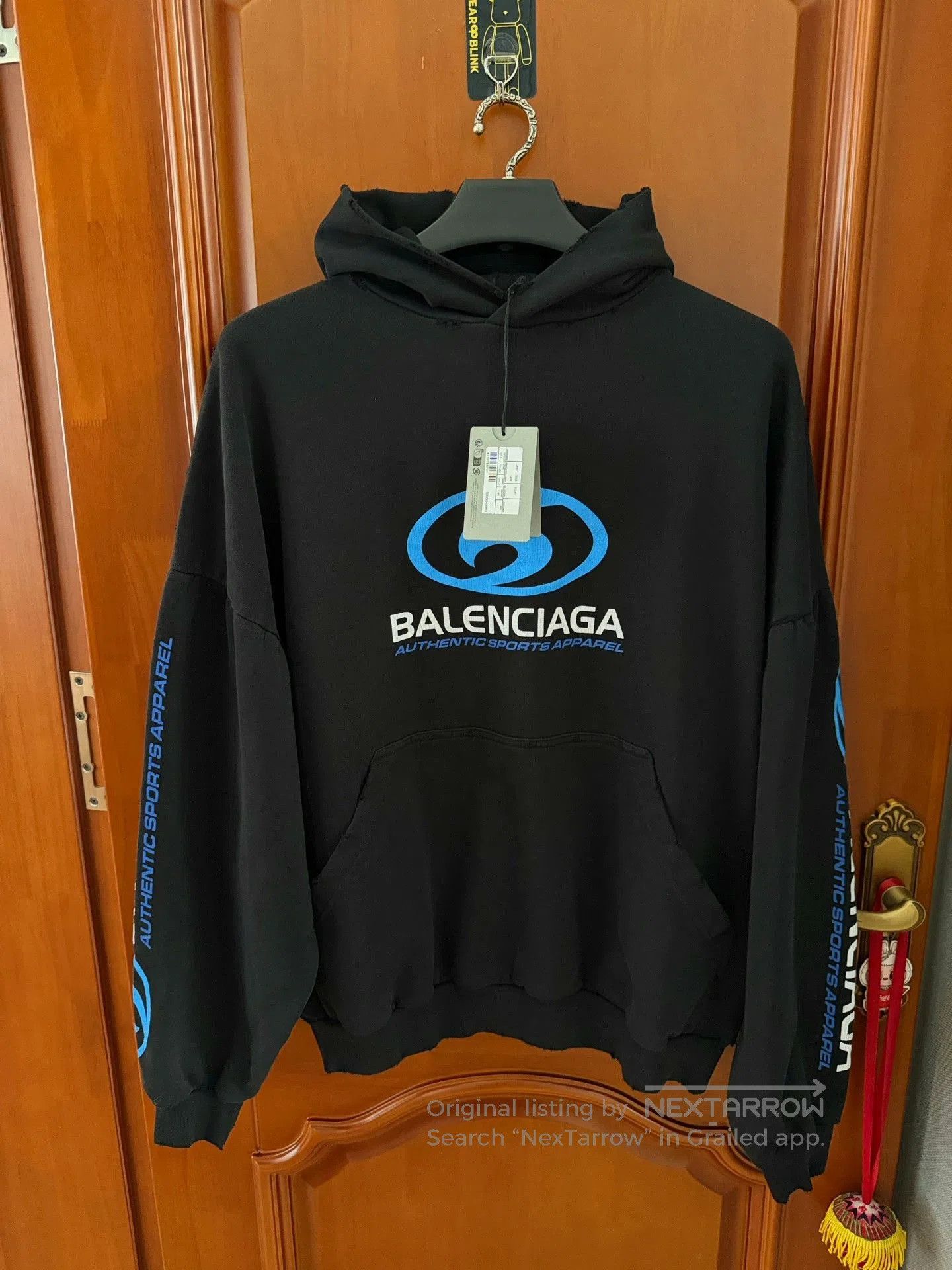 Balenciaga Balenciaga Hoodie with Surf Logo Design. Size US M / EU 48-50 / 2 - 1 Thumbnail