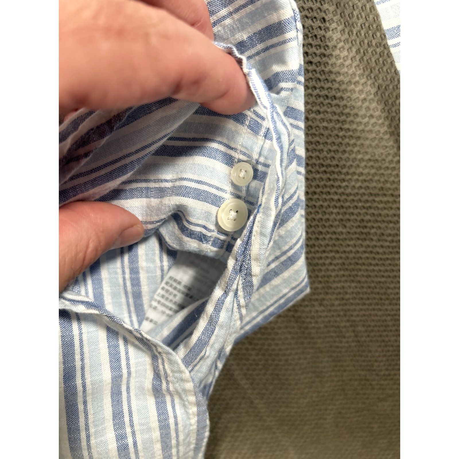 Abercrombie & Fitch Abercrombie & Fitch Shirt Mens Large Button-Down Blue Striped Long Sleeve Size US L / EU 52-54 / 3 - 4 Thumbnail