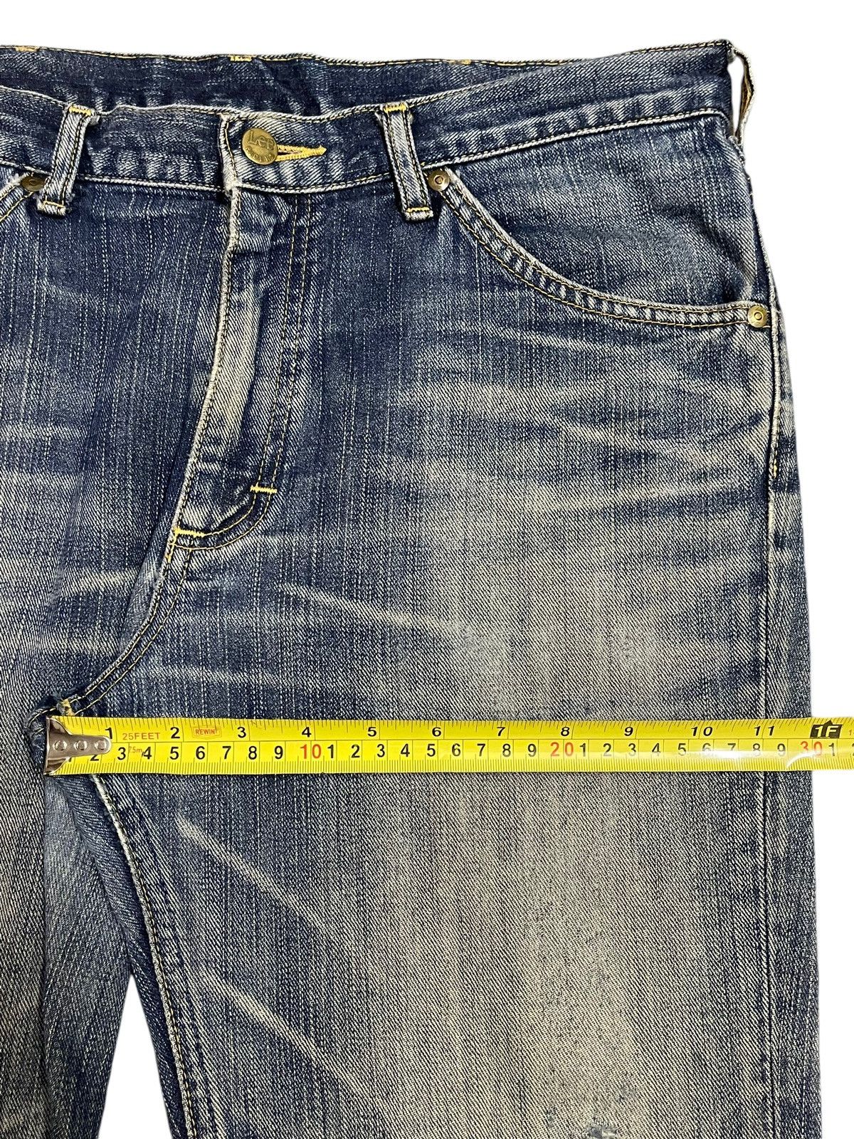 Lee Vintage Lee Blue Faded Wash Distressed Style Wide Leg Jeans Size US 34 / EU 50 - 13 Thumbnail