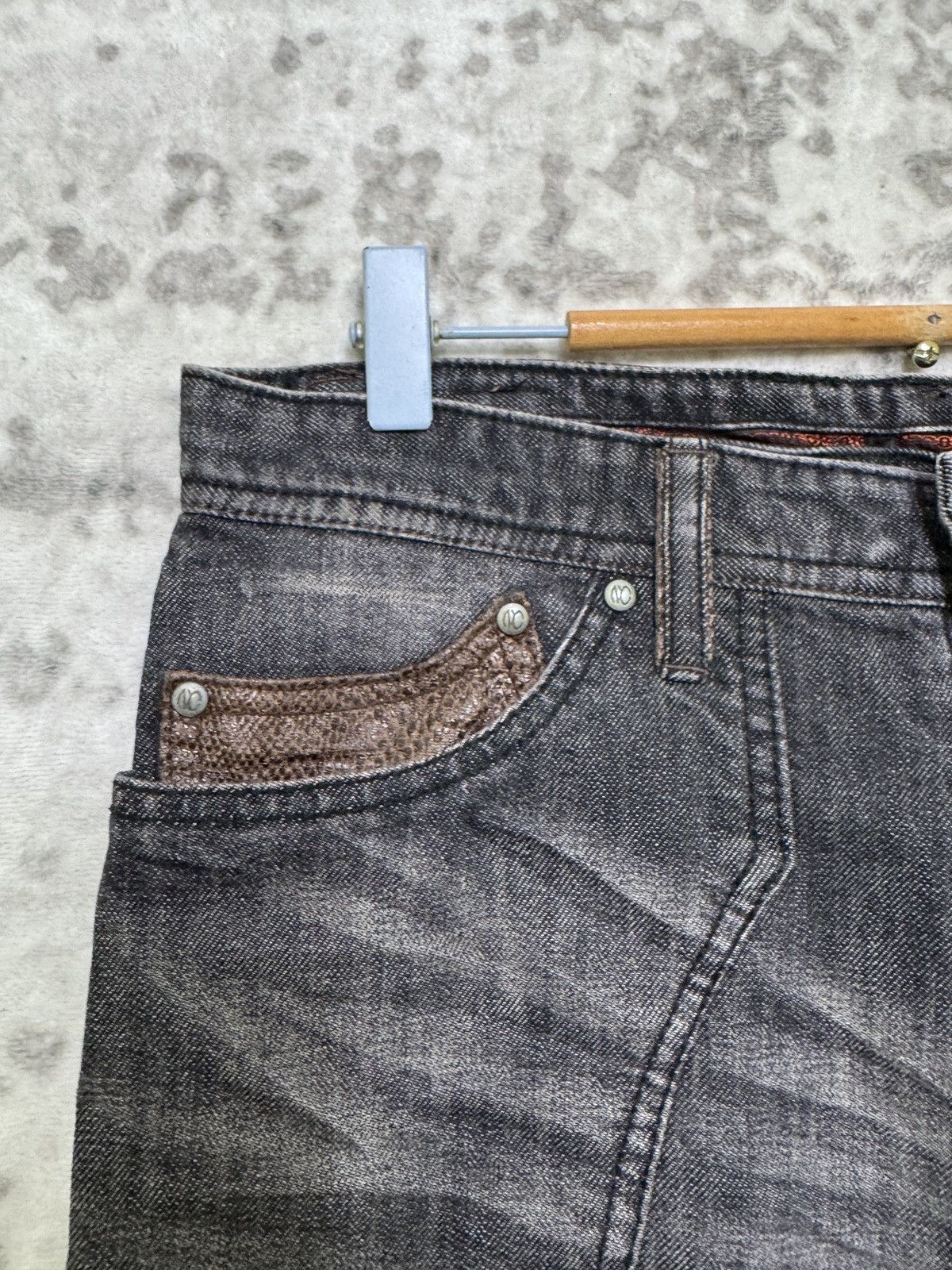 Nicole Club Vintage Nicole Club For Men Snake Pattern Flared Denim Jeans Size US 31 - 10 Thumbnail
