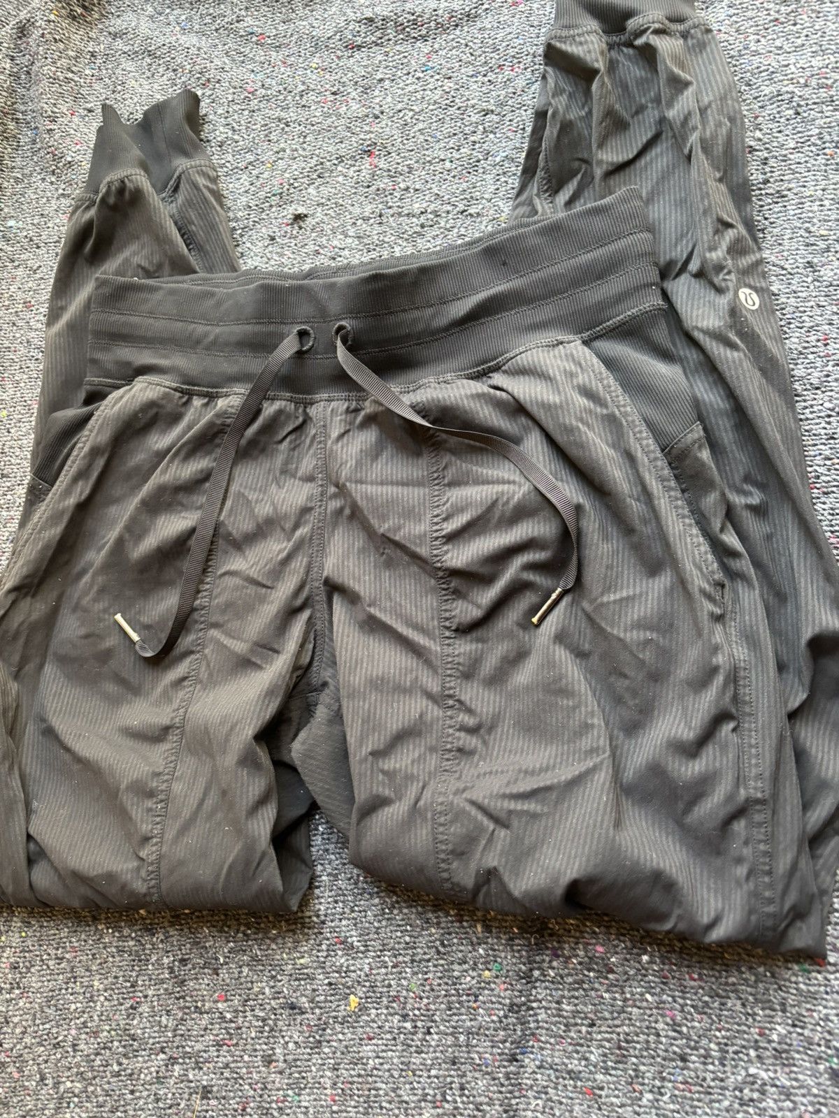 Lululemon Lululemon dance studio pants Size 28" / US 6 / IT 42 - 2 Thumbnail