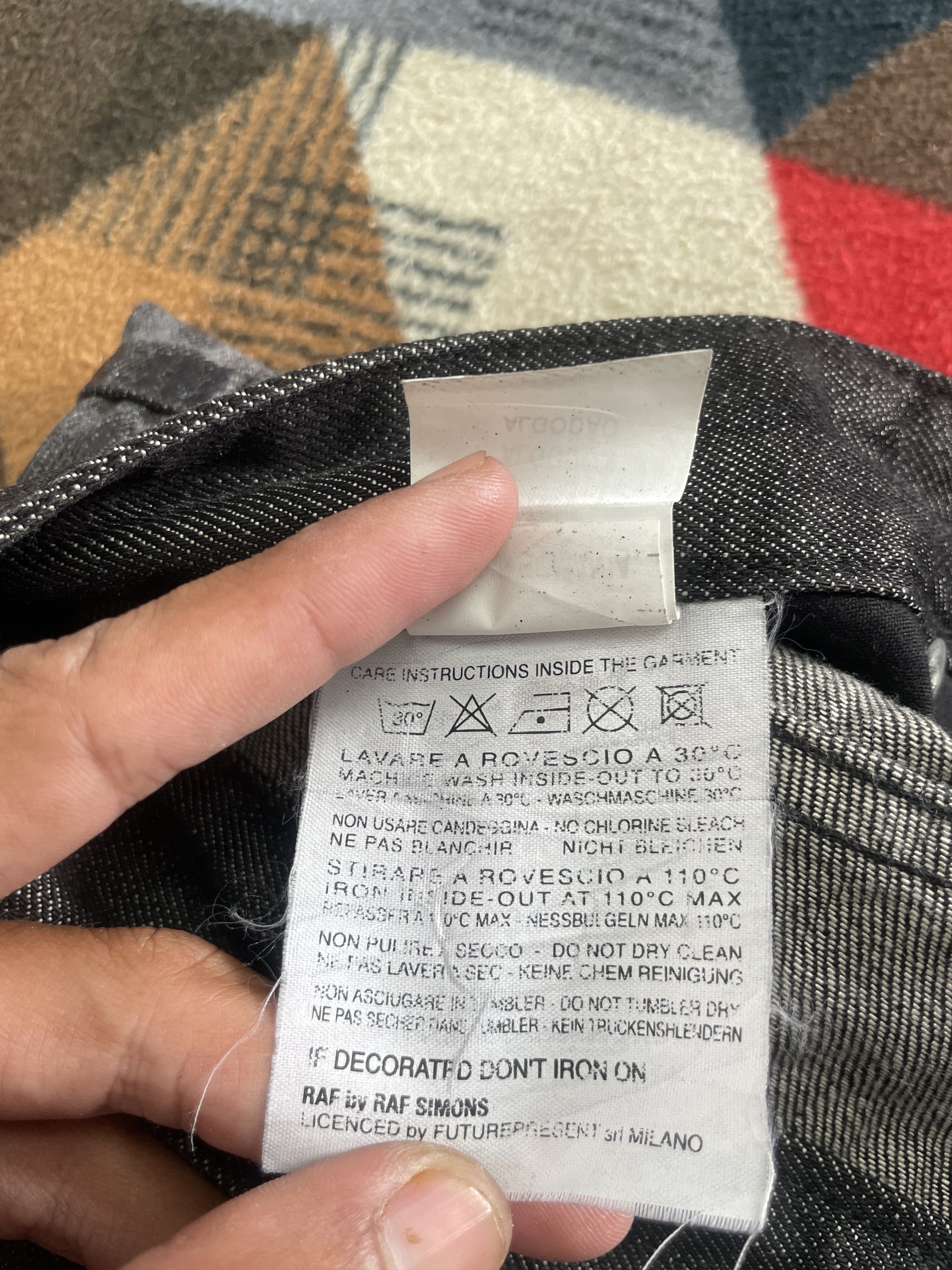 Raf Simons Raf Simons Waxed Coated Blue Painted Denim Size US 32 / EU 48 - 13 Thumbnail