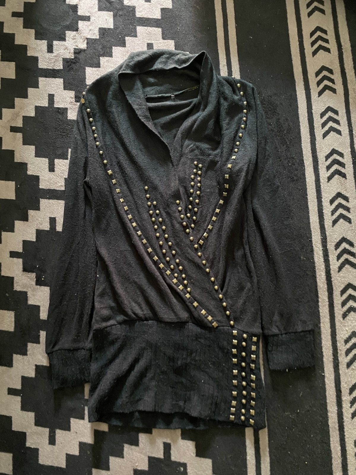 20471120 × Beauty Beast × Japanese Brand Japanese unknwn studed cardigan knit vkei style Size US M / EU 48-50 / 2 - 1 Thumbnail