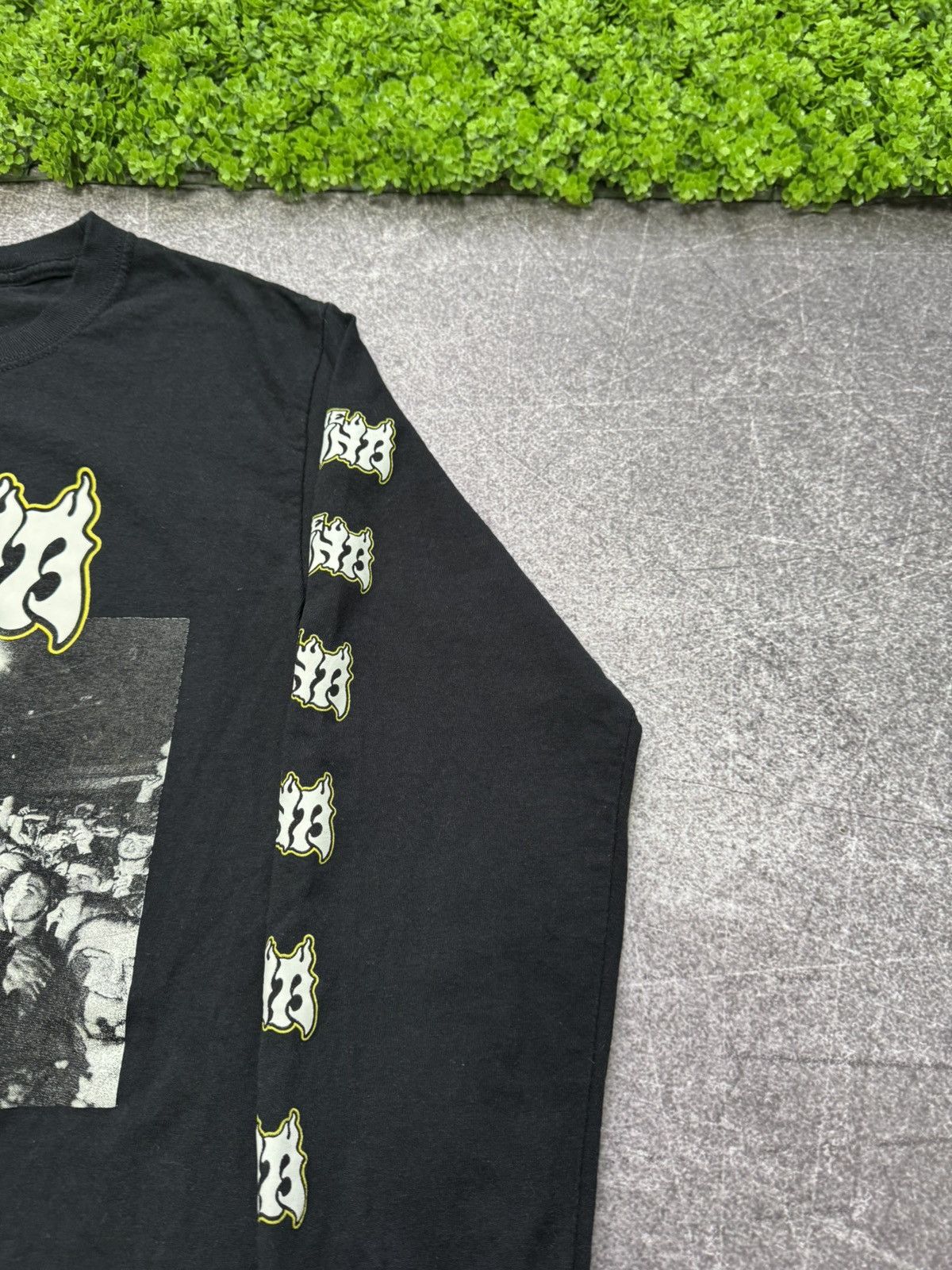 Band Tees The Hunna 2023 Europe tour Long Sleeve band shirt Size US S / EU 44-46 / 1 - 6 Thumbnail