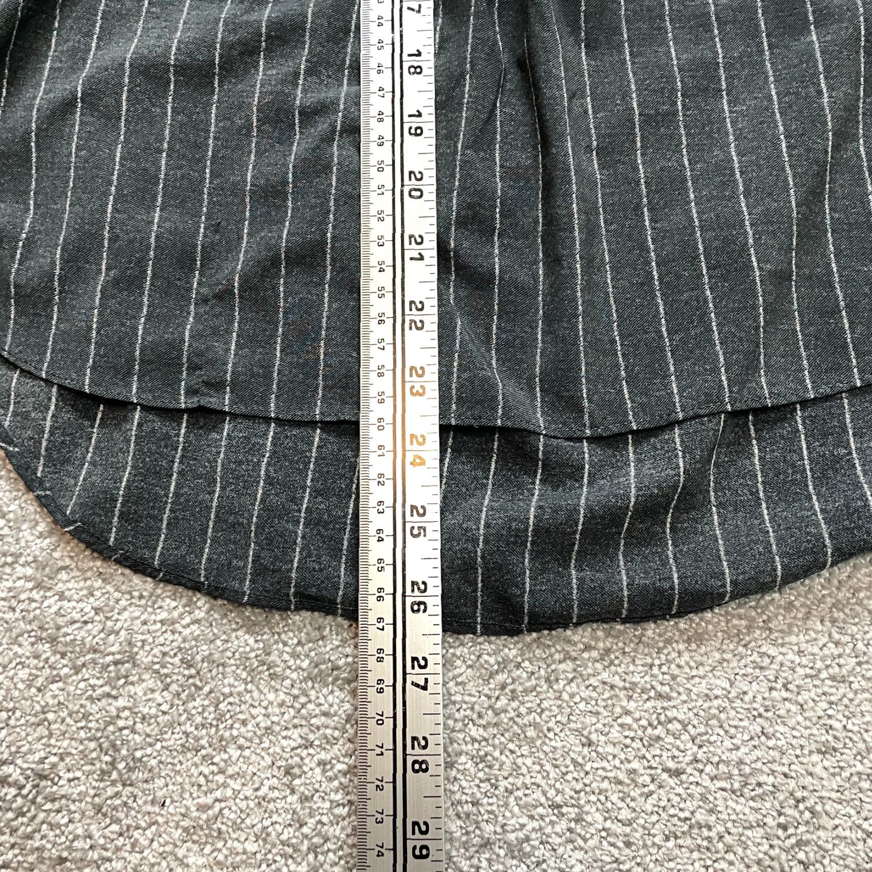 Worthington Worthington Blouse Shirt Womens S Dark Gray Striped Long Sleeve Polyester V-Neck Pullover Size S / US 4 / IT 40 - 6 Thumbnail