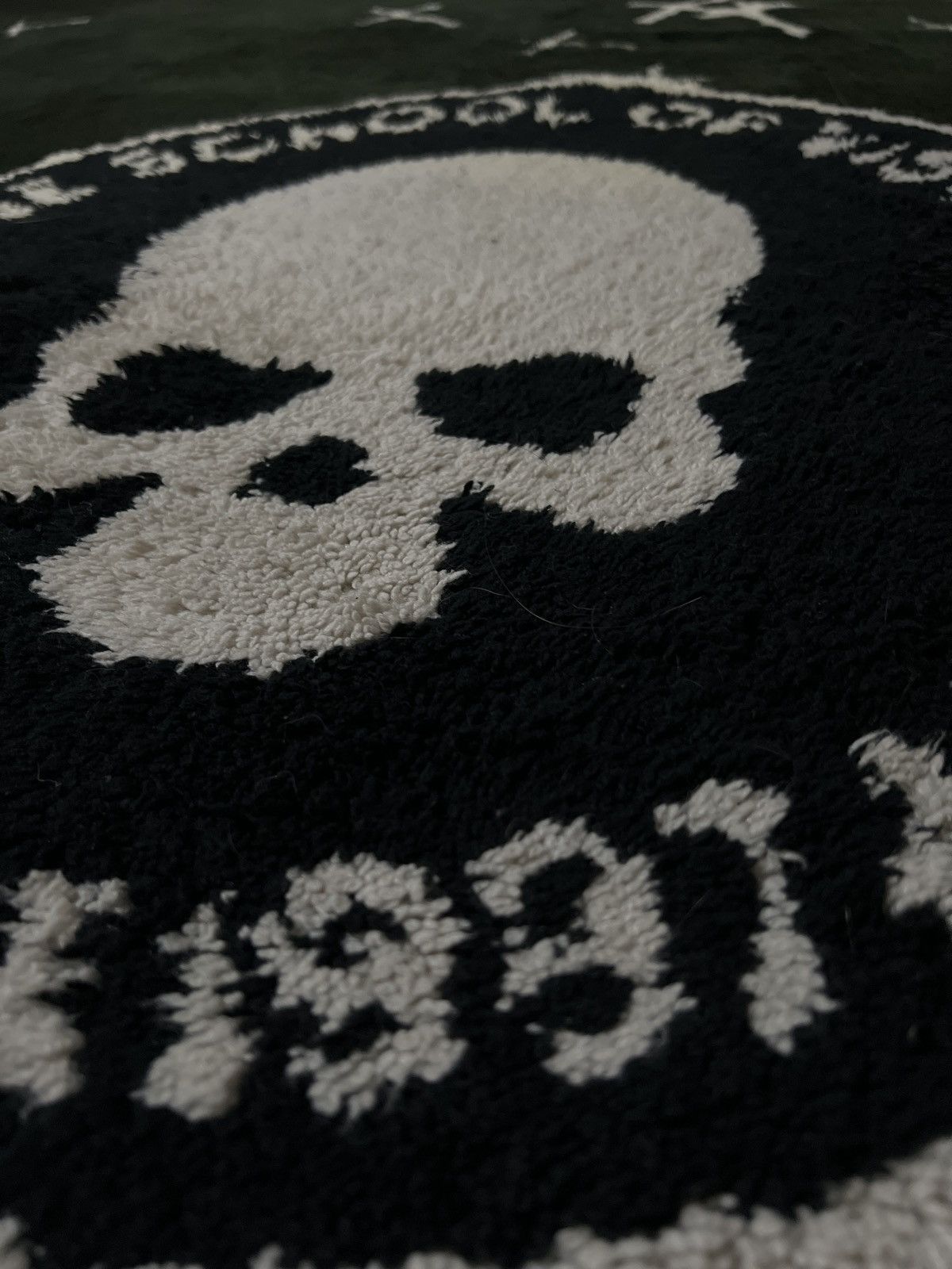 Number (N)ine AW01 - "School of Visual Comedy" Rug Size ONE SIZE - 3 Thumbnail