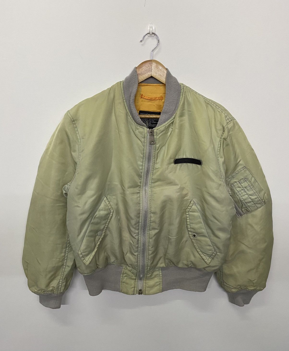 Vintage Vintage Distressed Jacket Flyer MA-1 Bomber Jacket Size US S / EU 44-46 / 1 - 3 Thumbnail