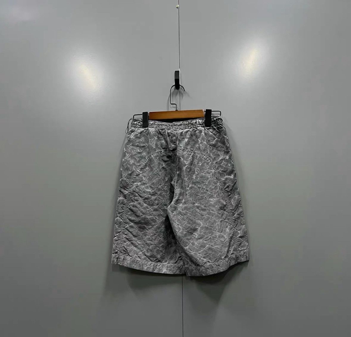 Louis Vuitton Louis Vuitton Louis Vuitton Monogram Print Shorts-2507 Size US 34 / EU 50 - 2 Thumbnail