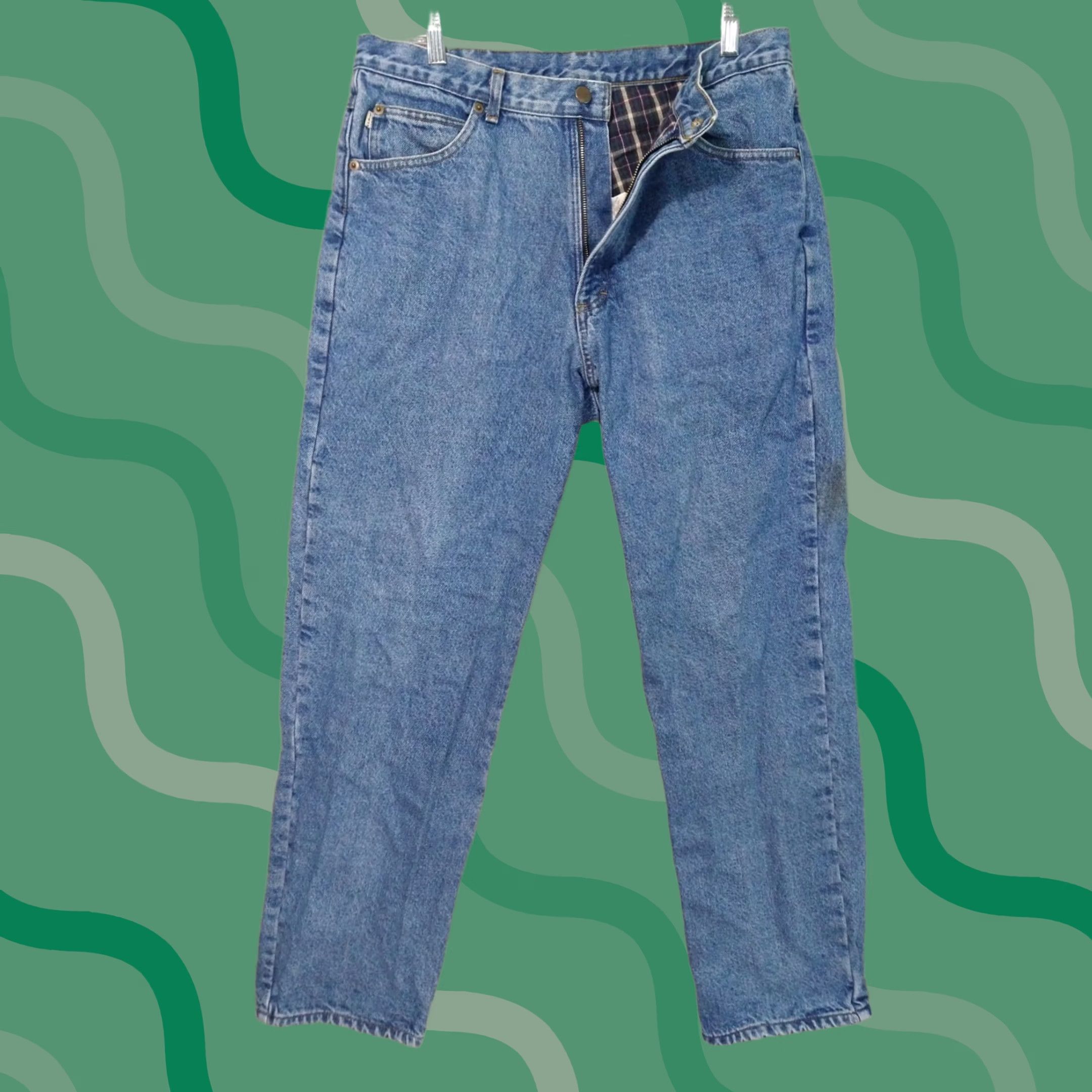 Vintage LL Bean Jeans Mens 36x32 Blue Denim Lined Medium Wash 5-Pocket Design Straight Regular Size 36 in Inseam 32 in Navy Blue Mens Jeans Size US 36 / EU 52 - 1 Thumbnail