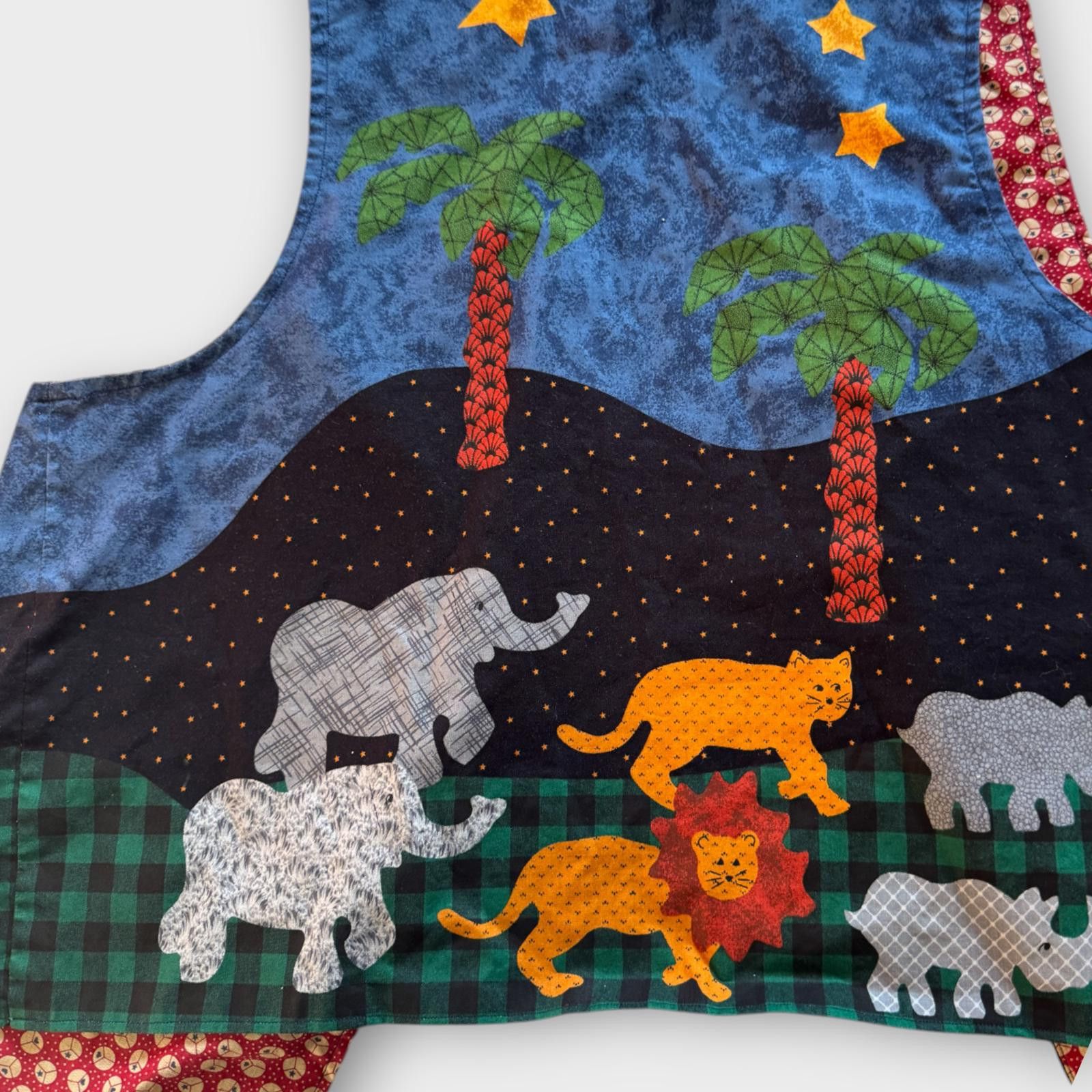 Handmade Vintage Noahs Ark Vest Handmade Peace Signs XL Grandmacore Size XL / US 12-14 / IT 48-50 - 4 Thumbnail