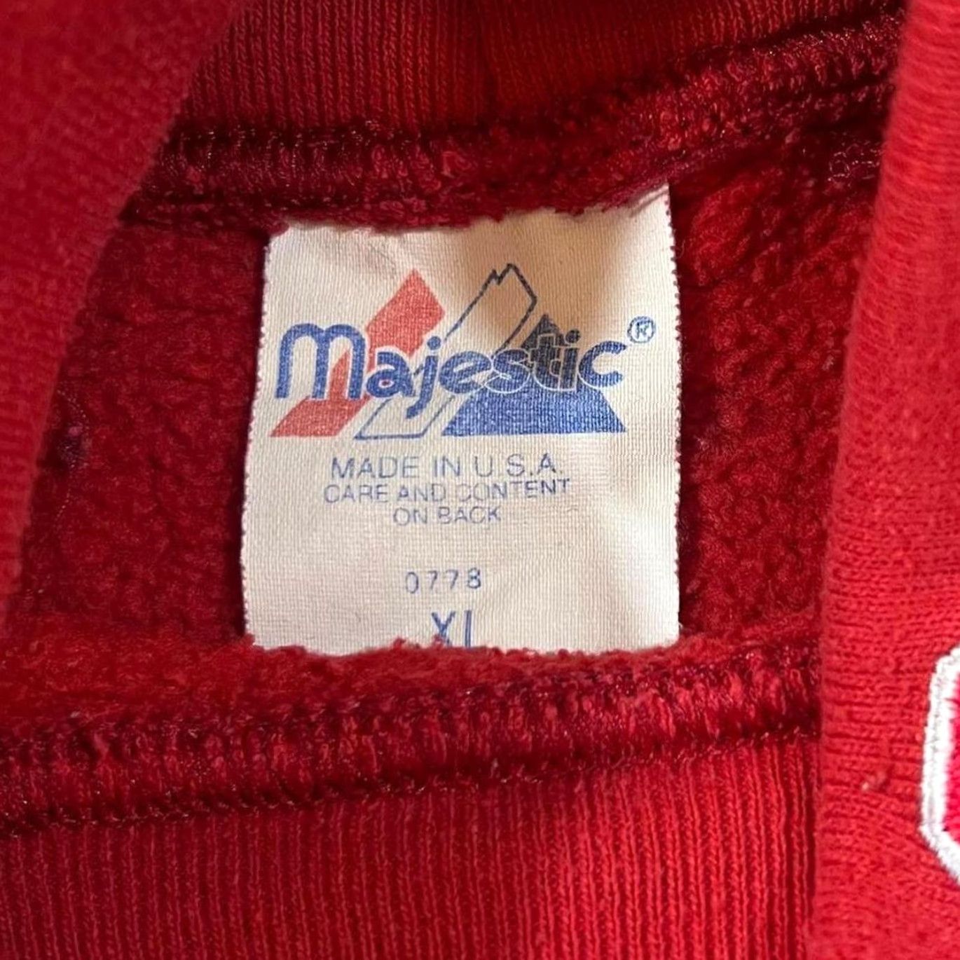 NCAA VINTAGE Majestic NCAA Ohio State Buckeyes Embroidered College Turtle Roll Neck Sweatshirt XL Red Mens Sweatshirt Size US XL / EU 56 / 4 - 4 Thumbnail
