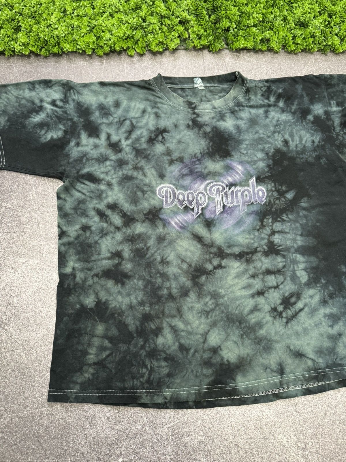 Band Tees Vintage 2000s Deep Purple Heavy Metal Band Tee tie dye Rock Size US L / EU 52-54 / 3 - 8 Thumbnail