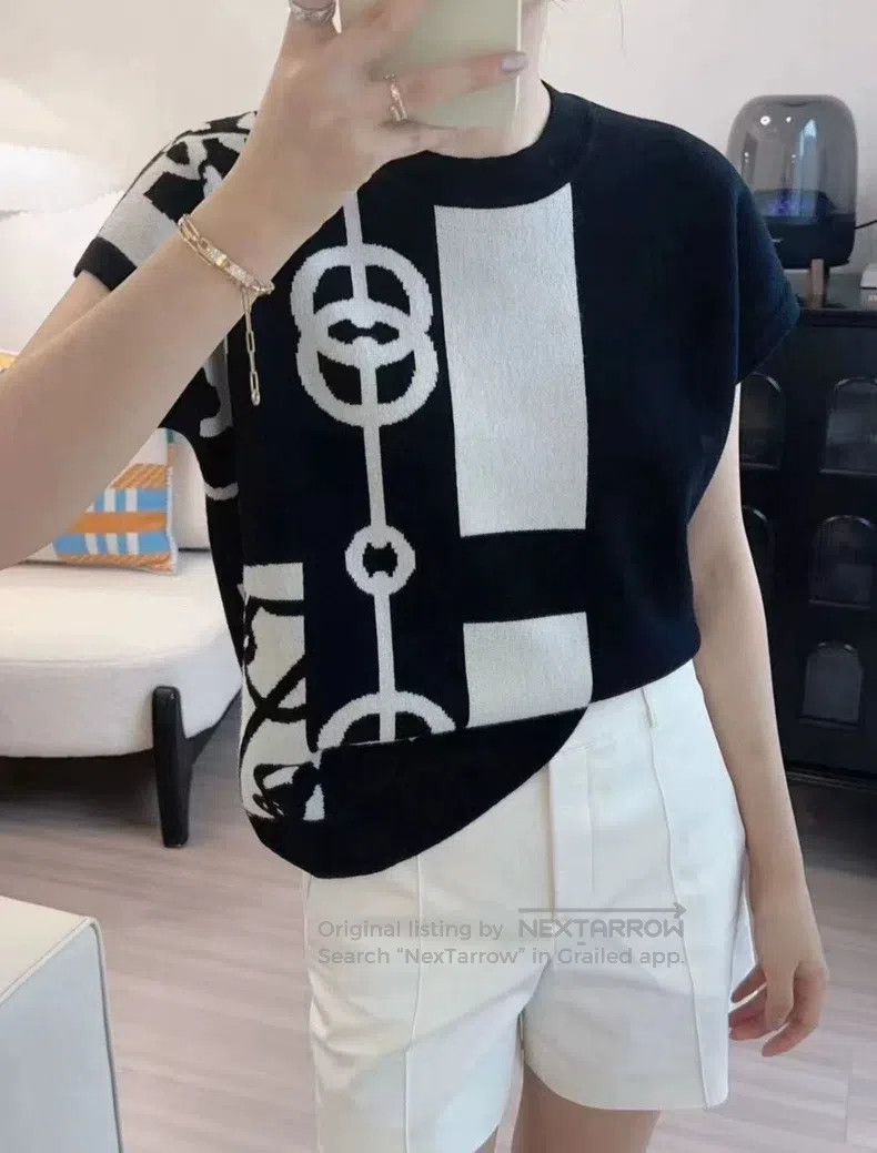 Hermes Hermes Cashmere Pig Nose Sleeveless Pullover Size S / US 4 / IT 40 - 5 Thumbnail