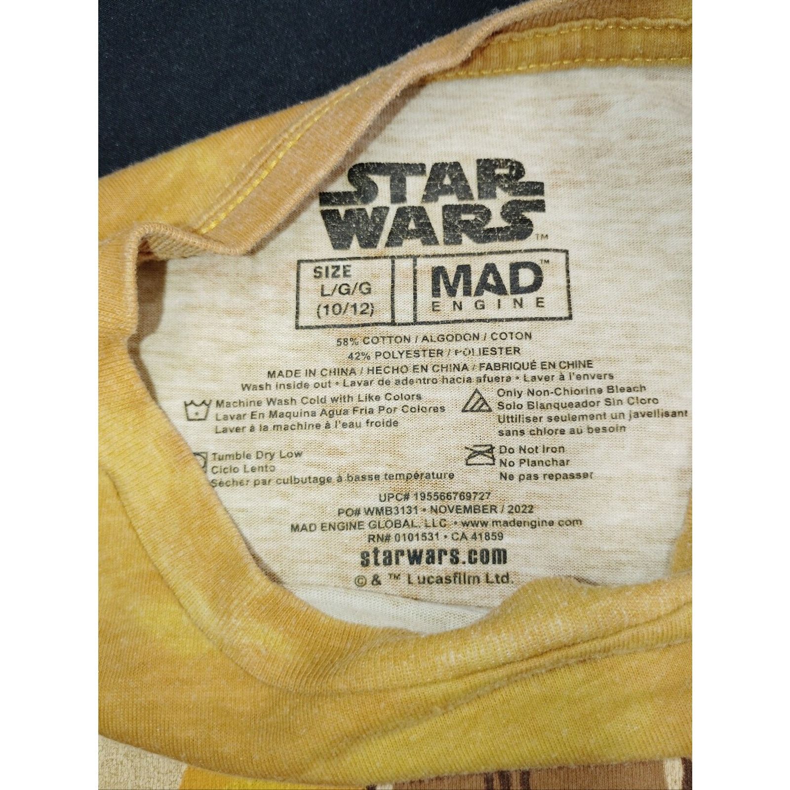 Mad Engine MAD Engine The Mandalorian Star Wars Graphic Tee in Yellow Size L / US 10 / IT 46 - 2 Thumbnail