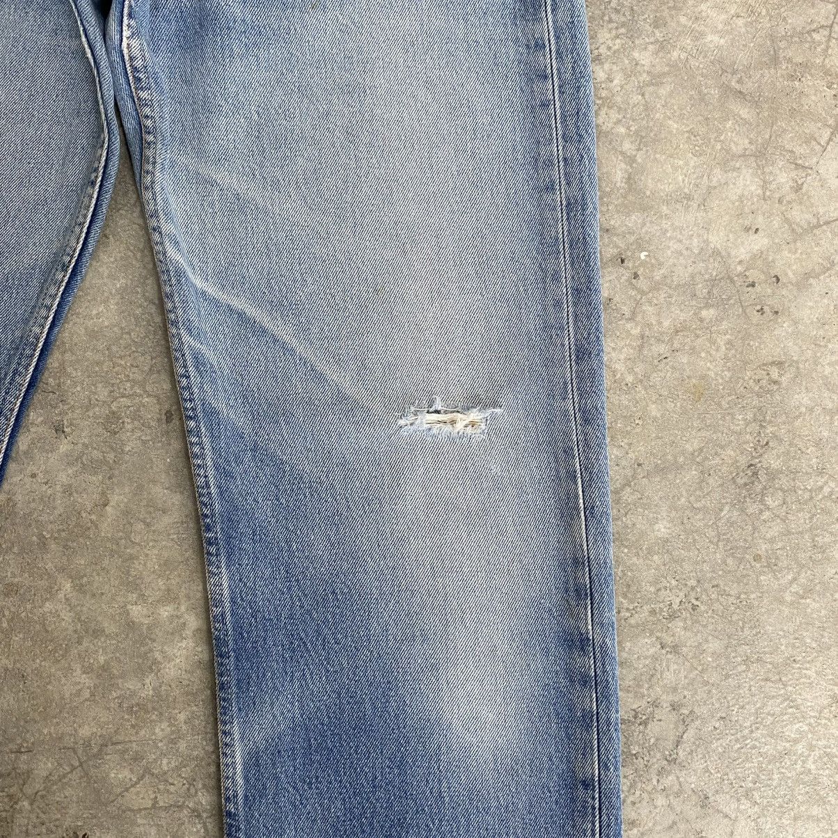 Levi's Vintage Late 90’s Levis 501 Faded Blue Distressed Jeans Size US 33 - 6 Thumbnail