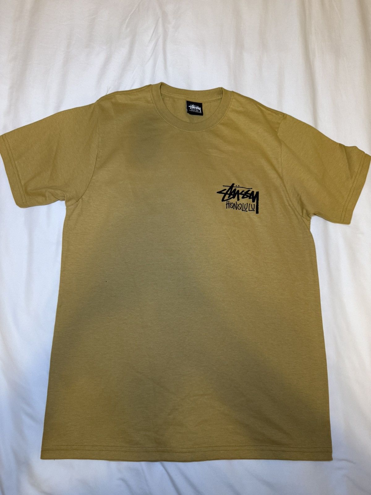 Stussy Stussy Chapter Tee Honolulu Curry Color Sz Small Brand New Size US S / EU 44-46 / 1 - 1 Thumbnail