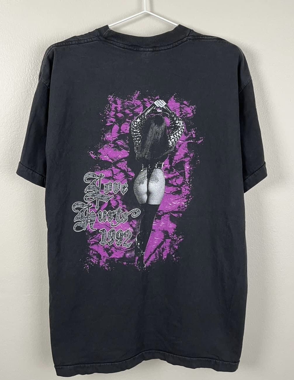 Band Tees × Vintage Vintage 1992 Cher - Love Hurts Cher Band Tour Tee Size US XL / EU 56 / 4 - 2 Thumbnail