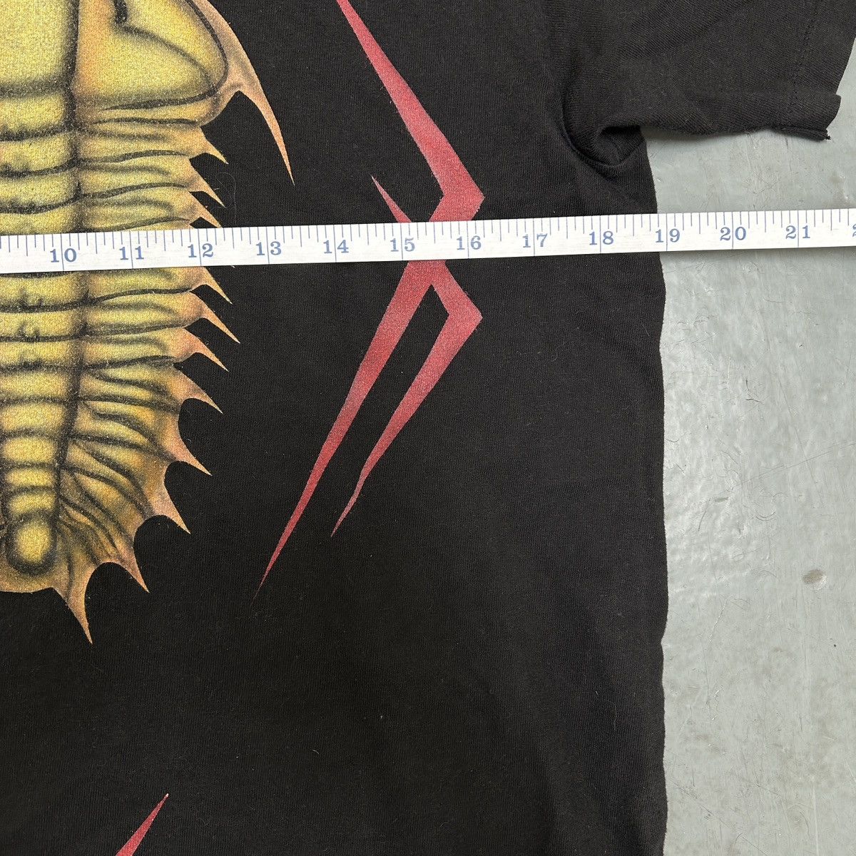 Vintage Alienides Trilobite Graphic Tee Size US M / EU 48-50 / 2 - 4 Thumbnail
