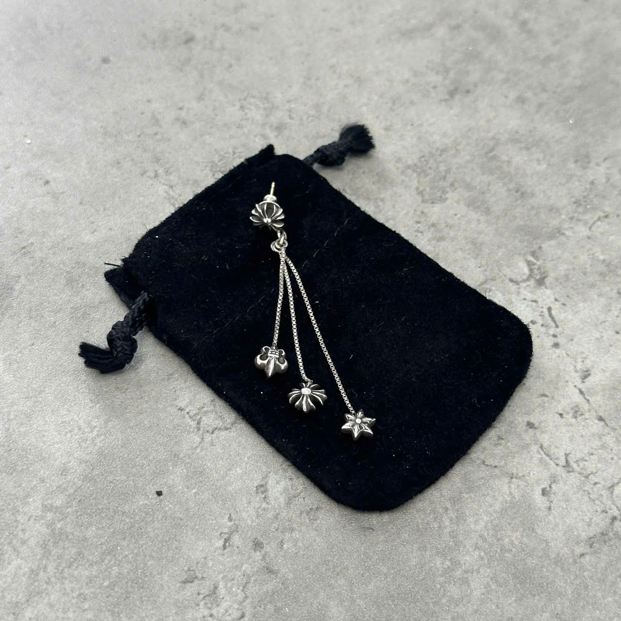 Chrome Hearts CHROME HEARTS JOJO BS STAR L CROSS FUSTER EARRINGS SILVER Size ONE SIZE - 1 Thumbnail