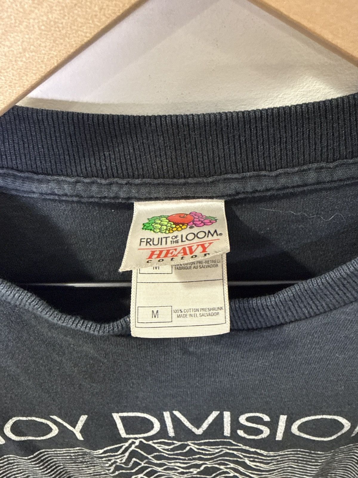 Vintage Vintage Joy Division “Unknown Pleasures” T-Shirt Size US M / EU 48-50 / 2 - 3 Thumbnail