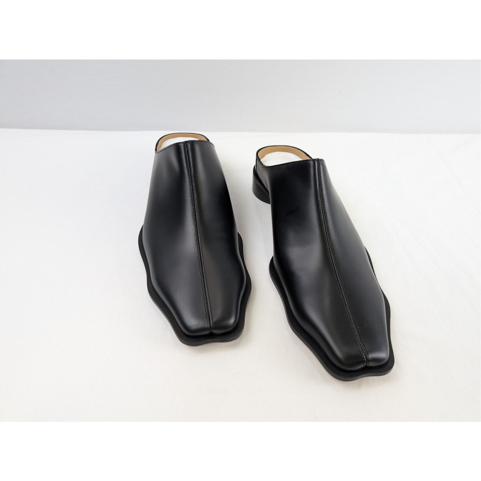 Maison Margiela o1rshd1 MM6 Maison Margiela Leather Mules Sandals Slippers Size US 11 / EU 44 - 6 Thumbnail