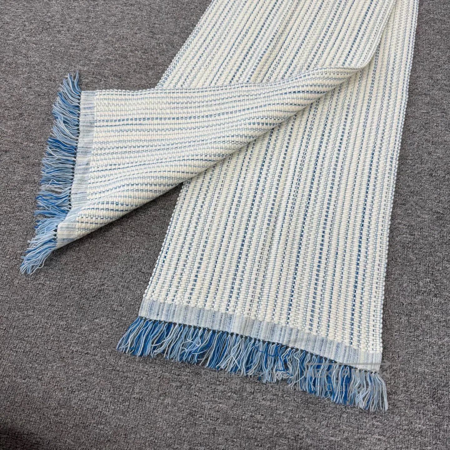 Hermes Hermes Blue and white vertical stripes; cashmere; woven ta Size ONE SIZE - 3 Thumbnail