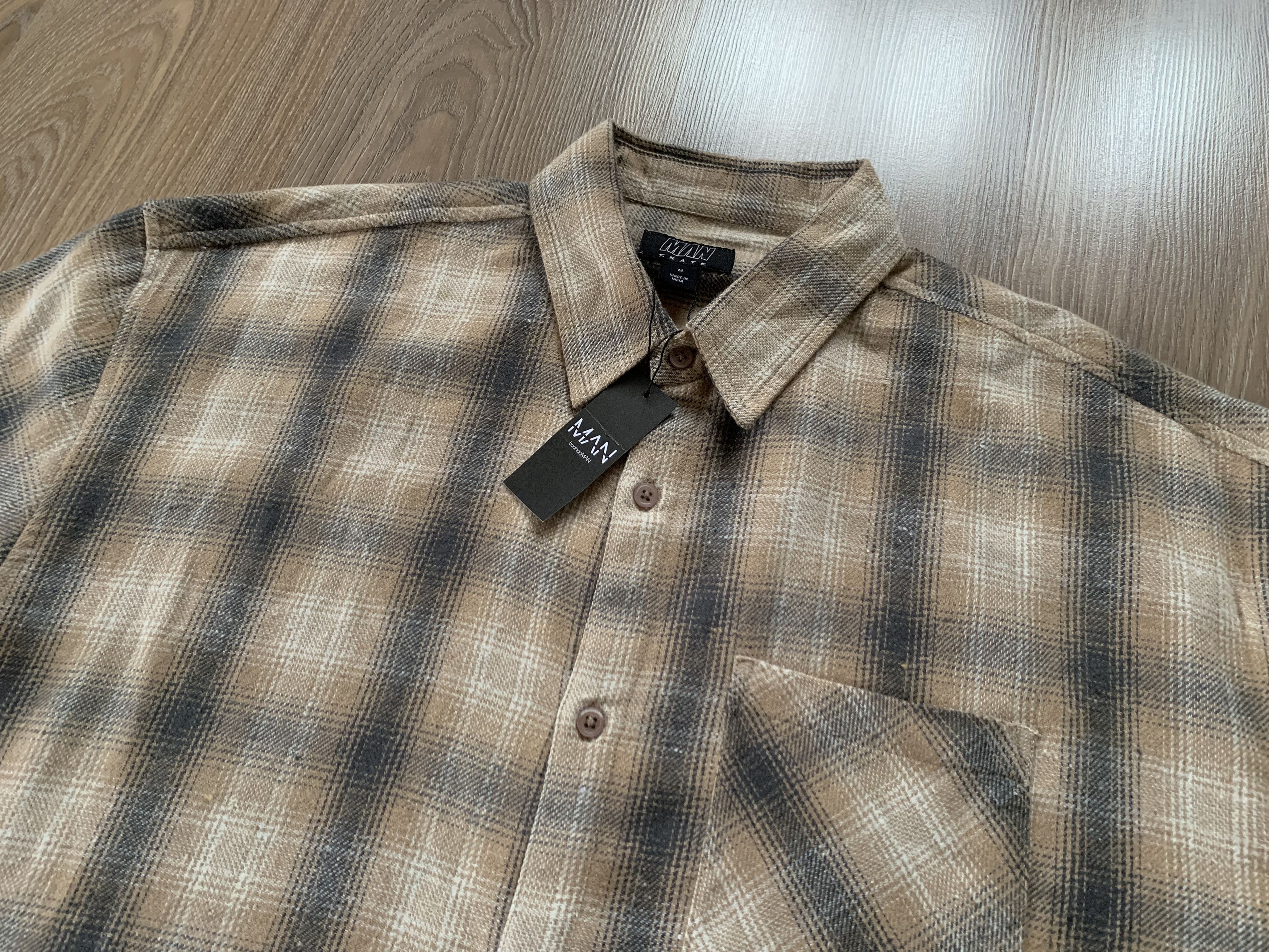 Boohoo Boohoo Man Skate Beige Flannel Short Sleeve Shirt Size US M / EU 48-50 / 2 - 4 Thumbnail