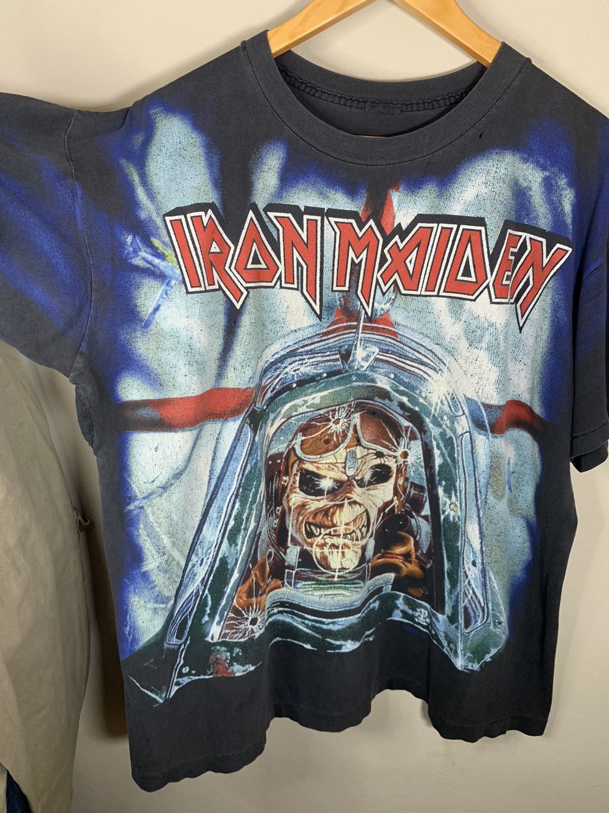 Band Tees *RARE* Vintage 90s Iron Maiden Aces High Single Stitch Shirt Size US XL / EU 56 / 4 - 3 Thumbnail