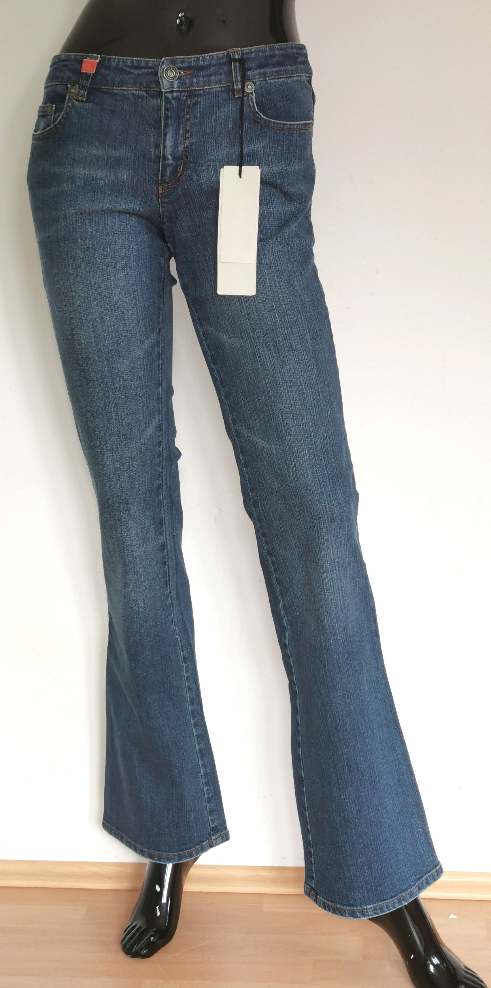 Iceberg ICE J ICEBERG Jeans Italy size 27 NWT Size 27" / US 4 / IT 40 - 1 Thumbnail