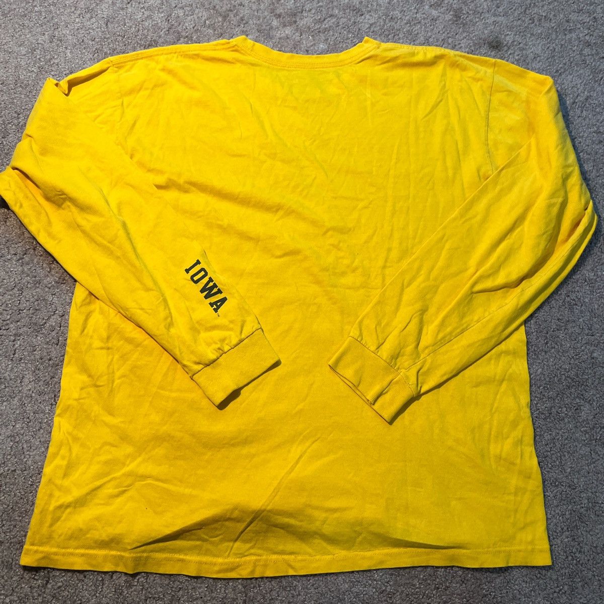Nike Vintage Y2K Nike Center Swoosh Iowa Hawkeyes long sleeve tee Size US L / EU 52-54 / 3 - 5 Thumbnail