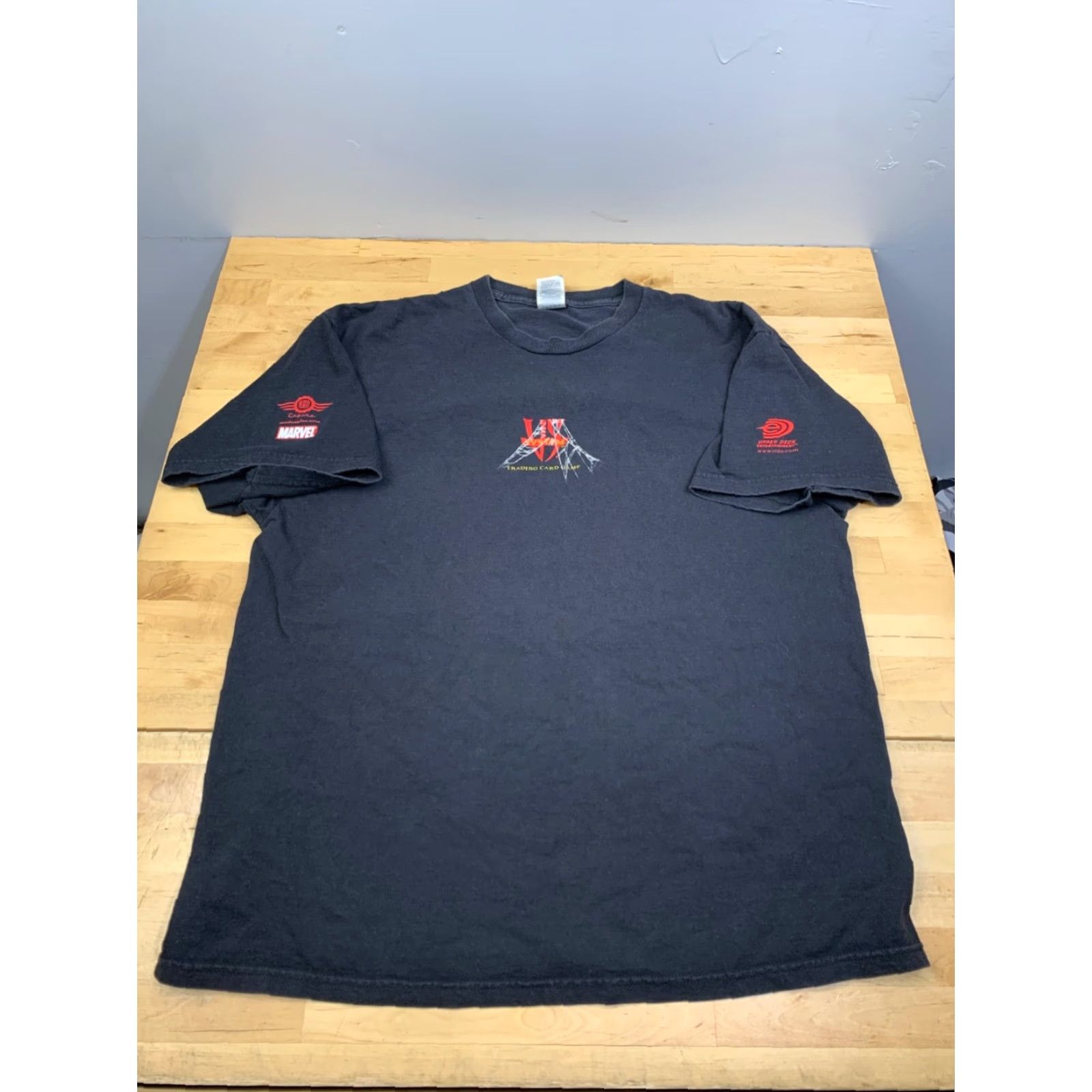 Delta VINTAGE Upper Deck Marvel vs System TCG Promo Shirt Mens XL Spider Man Captain America Black Crew Neck Short Sleeve Graphic Print 12214 Size US XL / EU 56 / 4 - 4 Thumbnail