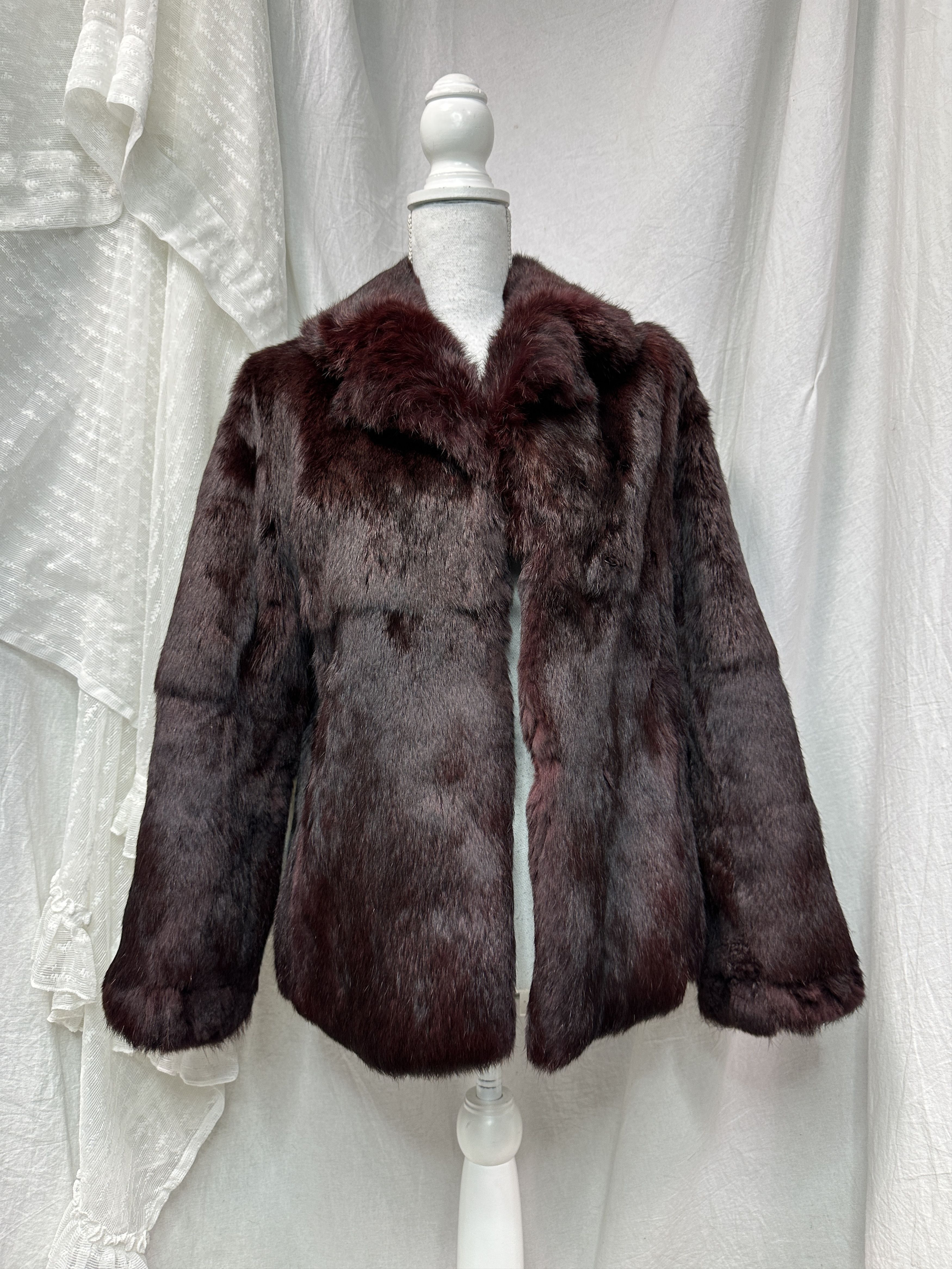 Vintage Vintage Old Money Cherry Red Real Rabbit Fur 90s Size S / US 4 / IT 40 - 1 Thumbnail