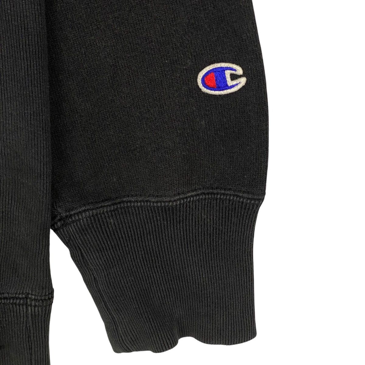 Champion × Vintage Vintage Champion Hoodie Small C Logo Sweater Black Size US L / EU 52-54 / 3 - 6 Thumbnail