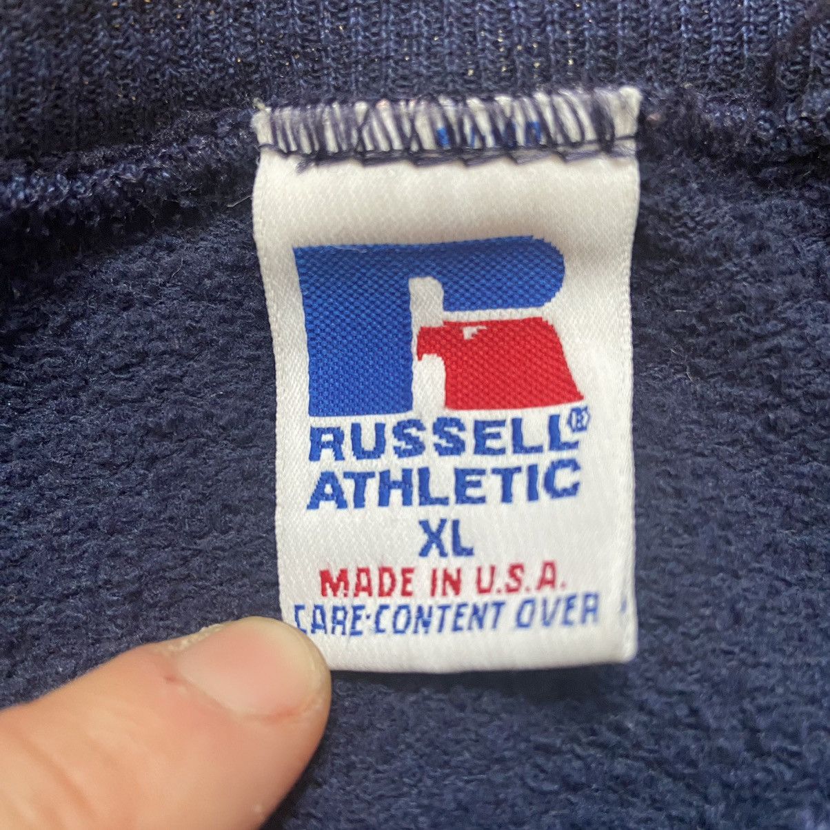 Russell Athletic × Vintage Vintage Russell Athletic Men’s Distressed Sweatshirt XL Size US XL / EU 56 / 4 - 8 Thumbnail