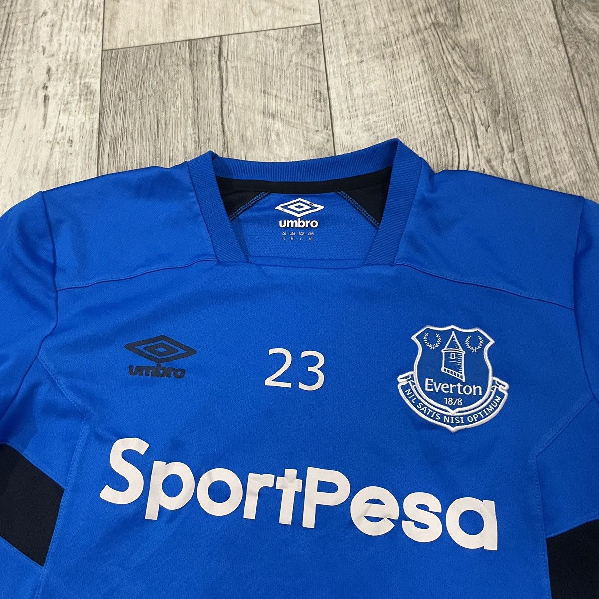 Umbro Everton 2017/18 125 Years Goodison Park umbro jersey shirt Size US M / EU 48-50 / 2 - 2 Thumbnail
