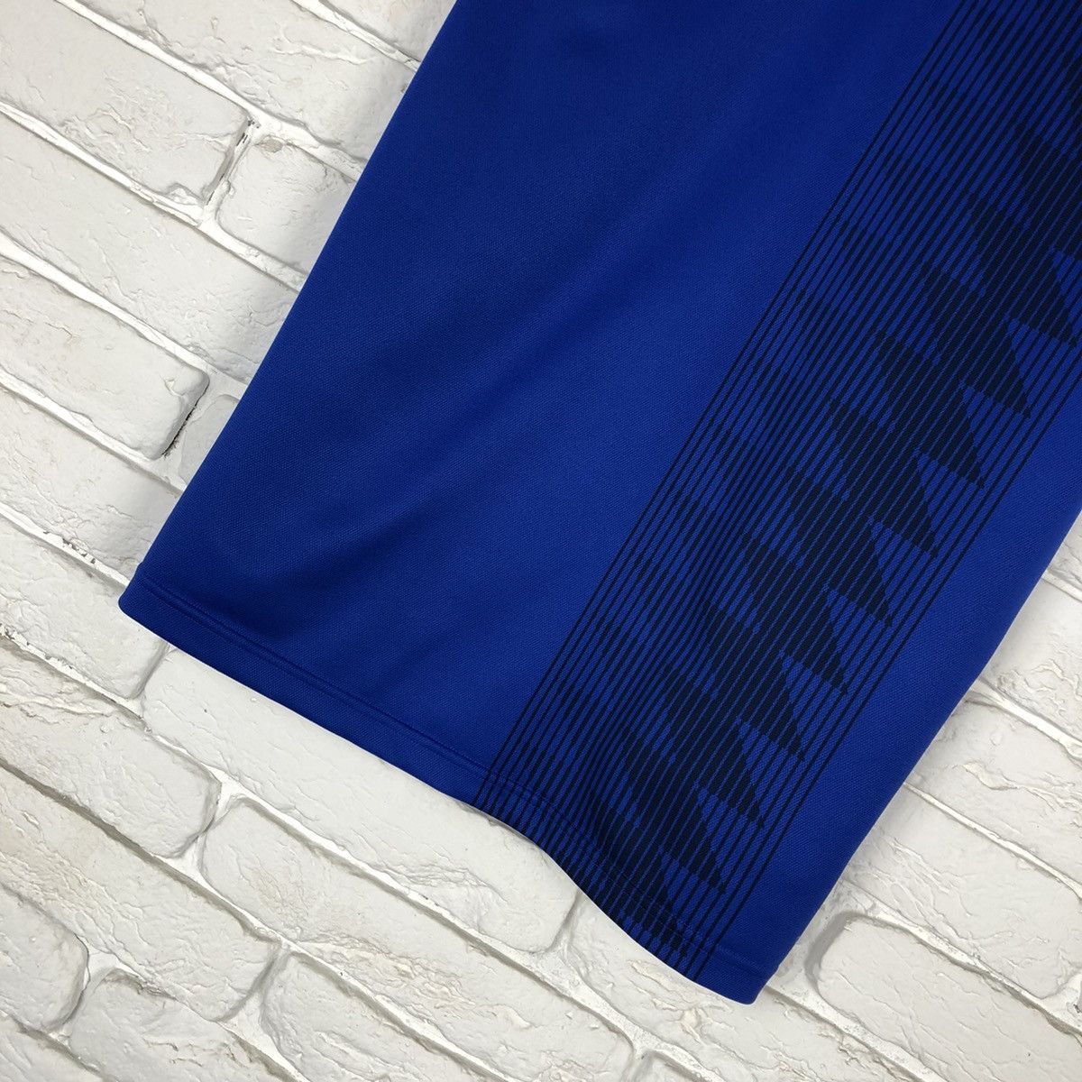 Adidas Colombia national team 2018 2019 away soccer jersey Size US M / EU 48-50 / 2 - 3 Thumbnail