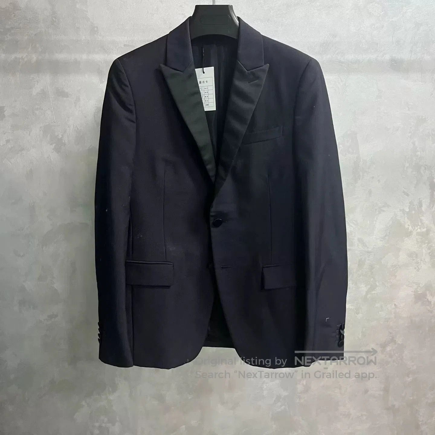 Valentino Valentino Black Formal Suit Jacket. Size US M / EU 48-50 / 2 - 1 Thumbnail
