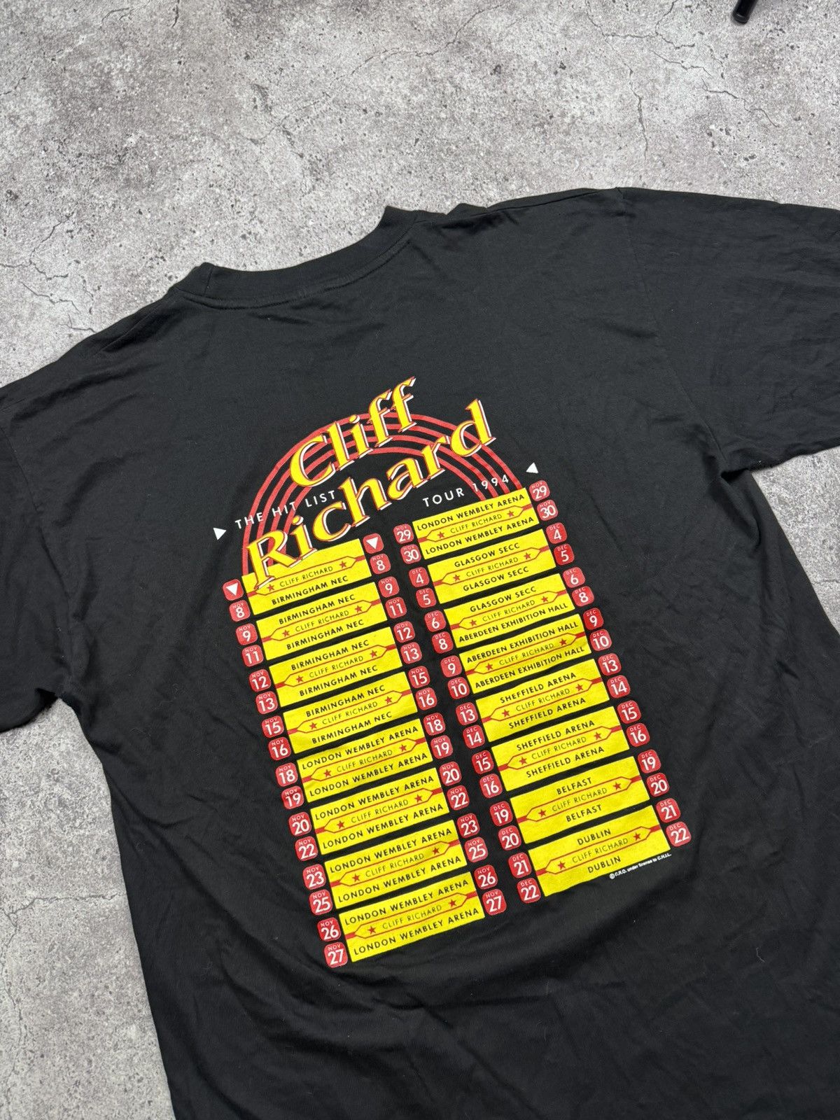 Band Tees Vintage T-Shirt Cliff Richard 1994 Tour Band Shirt Size US XL / EU 56 / 4 - 6 Thumbnail