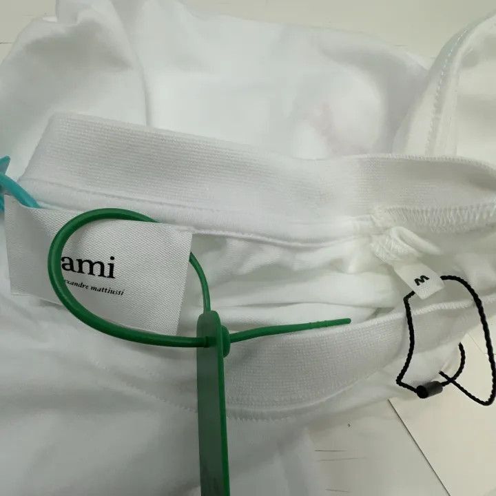 AMI AMIPARIS Heart Embroidered Short Sleeve T-shirt -2507 Size US M / EU 48-50 / 2 - 2 Thumbnail